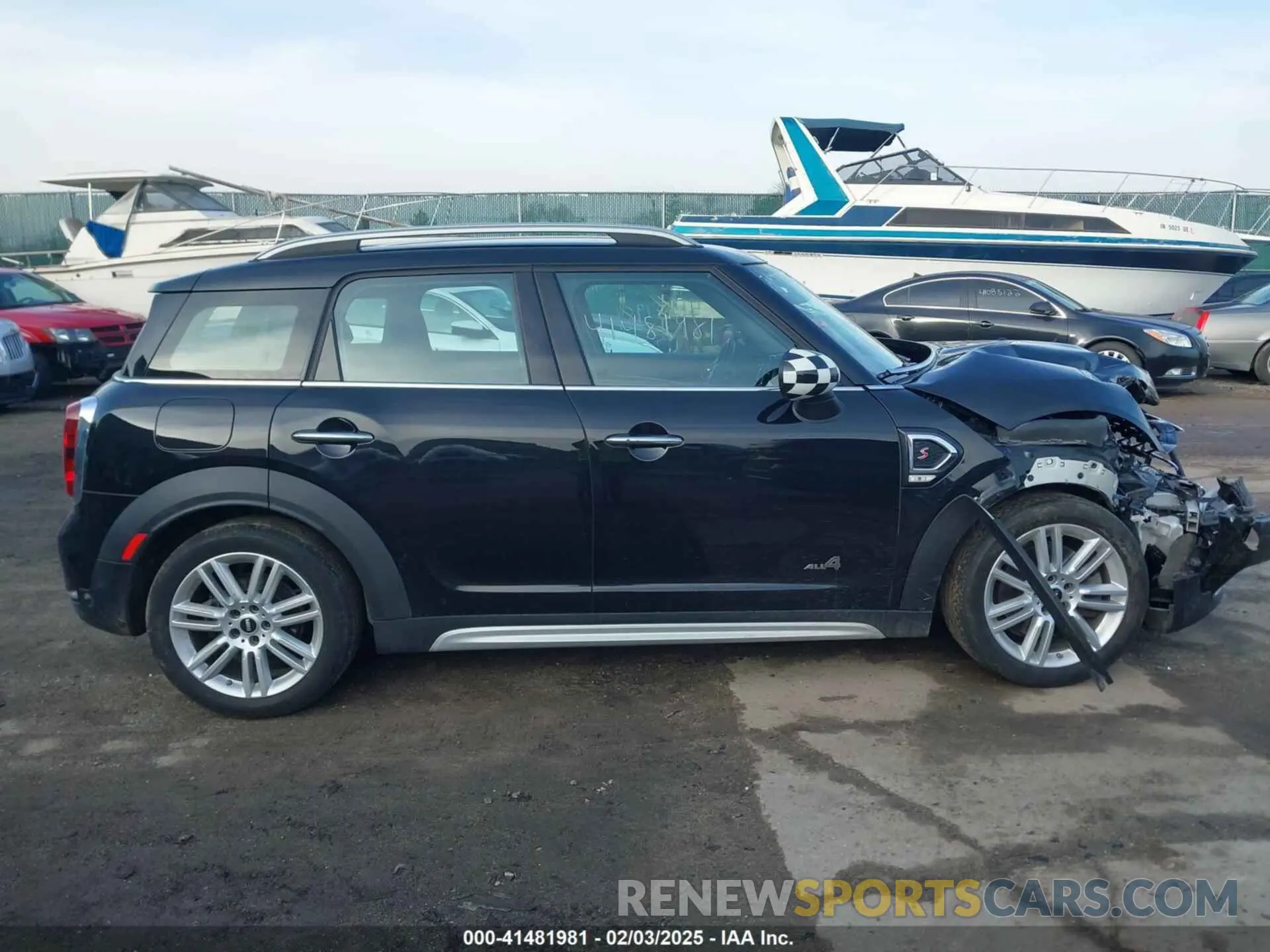 13 fotografías del automóvil dañado WMZYT5C59K3G92620 MINI COUNTRYMAN 2019