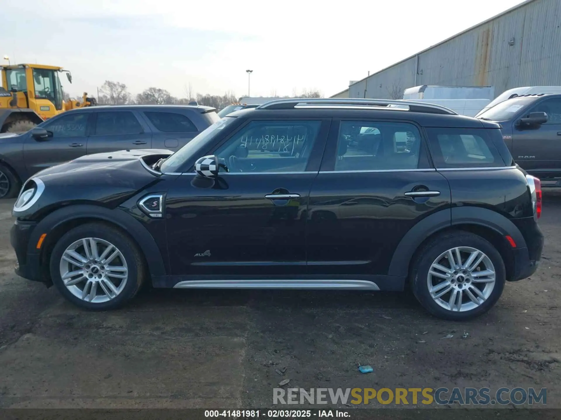 14 fotografías del automóvil dañado WMZYT5C59K3G92620 MINI COUNTRYMAN 2019