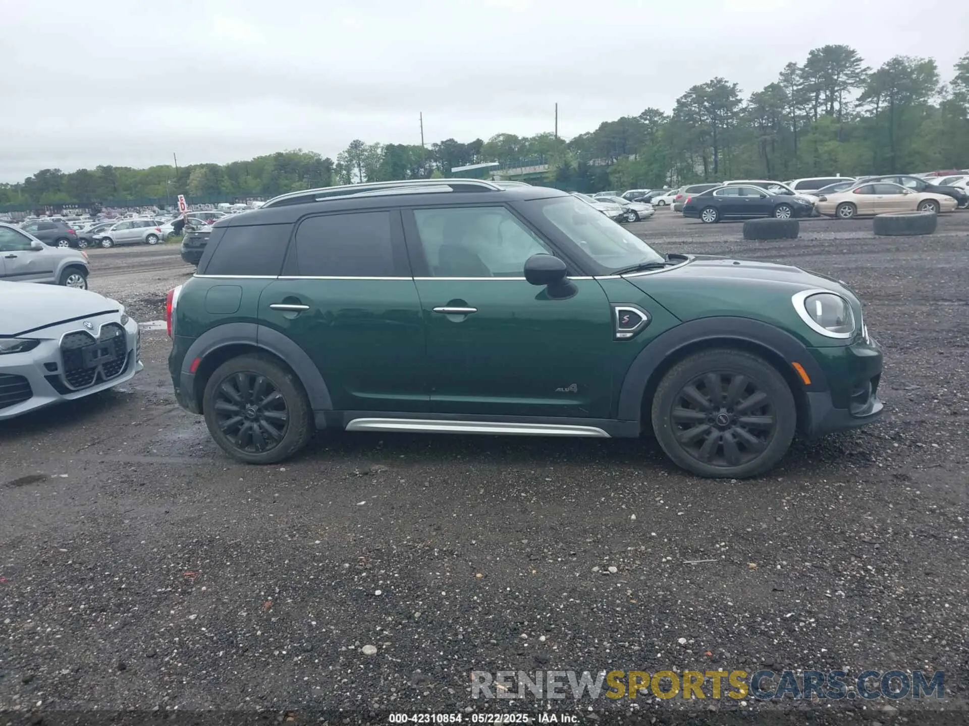 13 fotografías del automóvil dañado WMZYT5C5XK3G94330 MINI COUNTRYMAN 2019