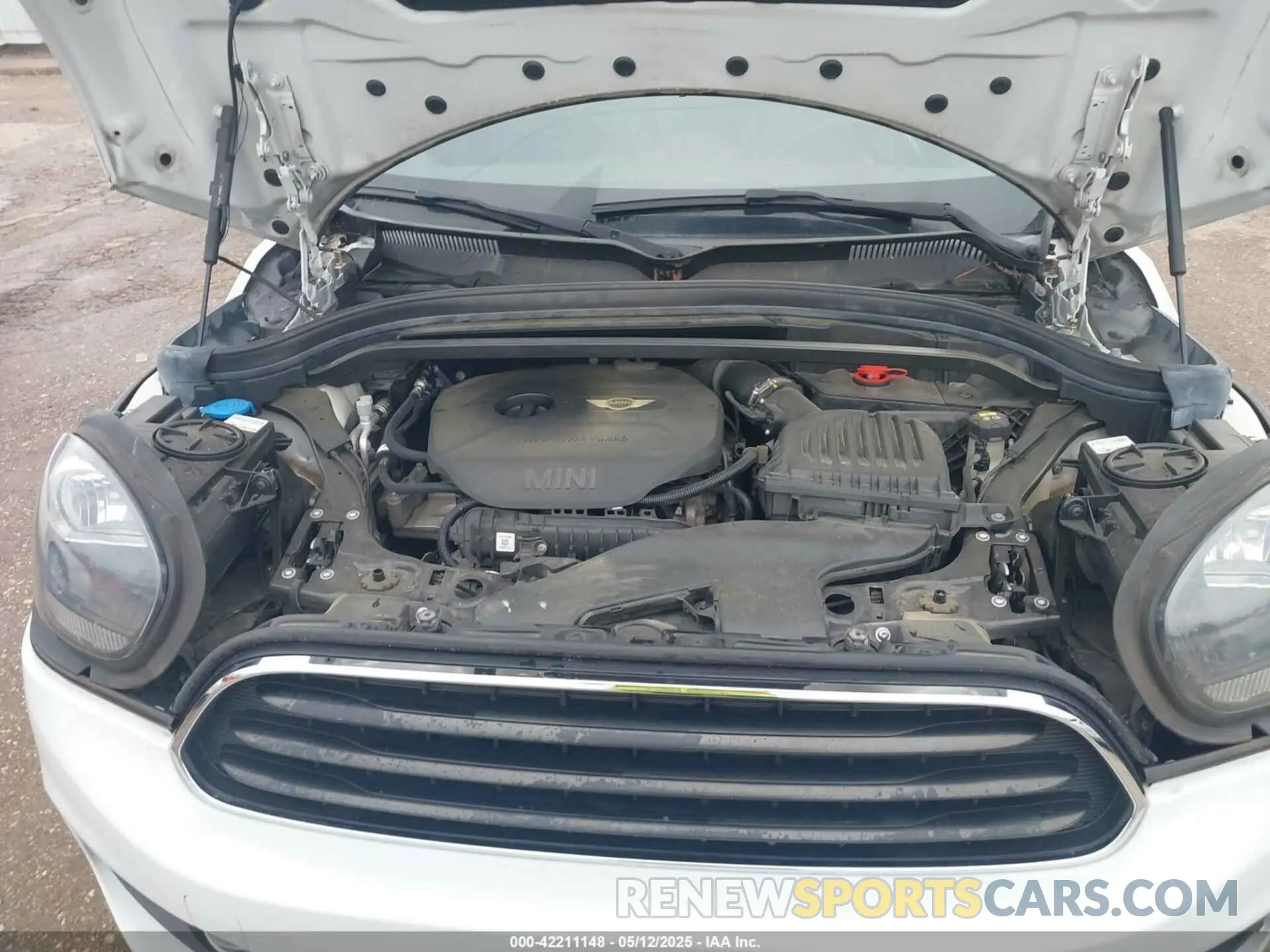 10 fotografías del automóvil dañado WMZYV5C54K3F57541 MINI COUNTRYMAN 2019