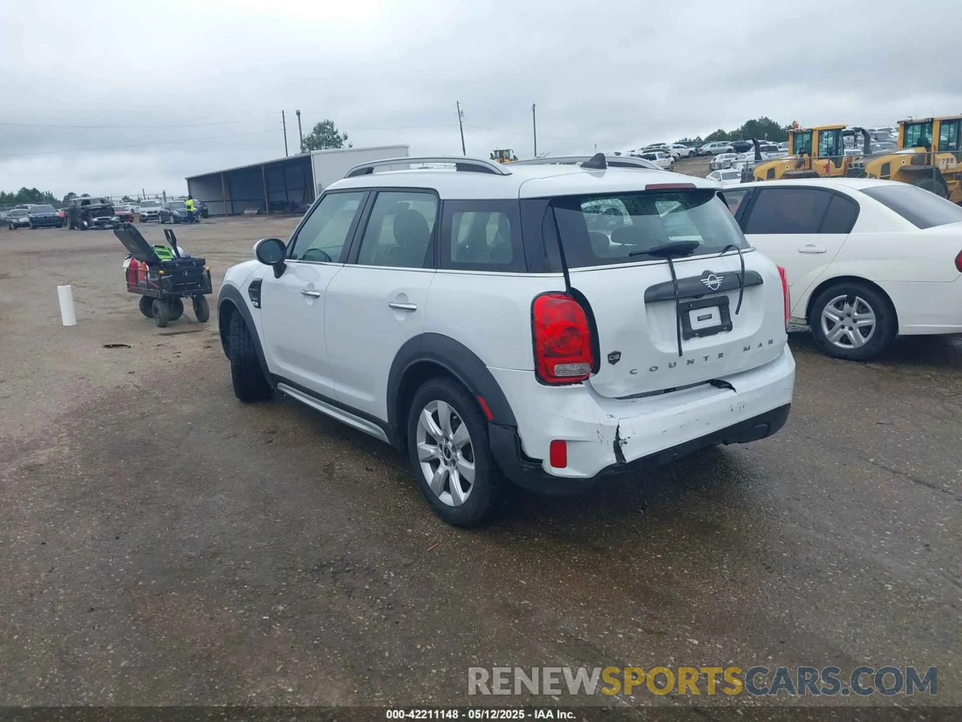 3 fotografías del automóvil dañado WMZYV5C54K3F57541 MINI COUNTRYMAN 2019