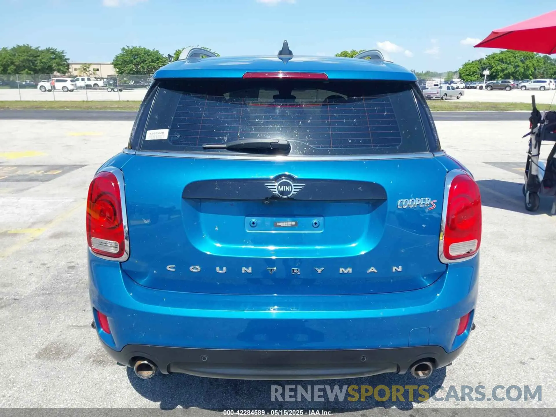 16 fotografías del automóvil dañado WMZYW7C05L3L62737 MINI COUNTRYMAN 2020