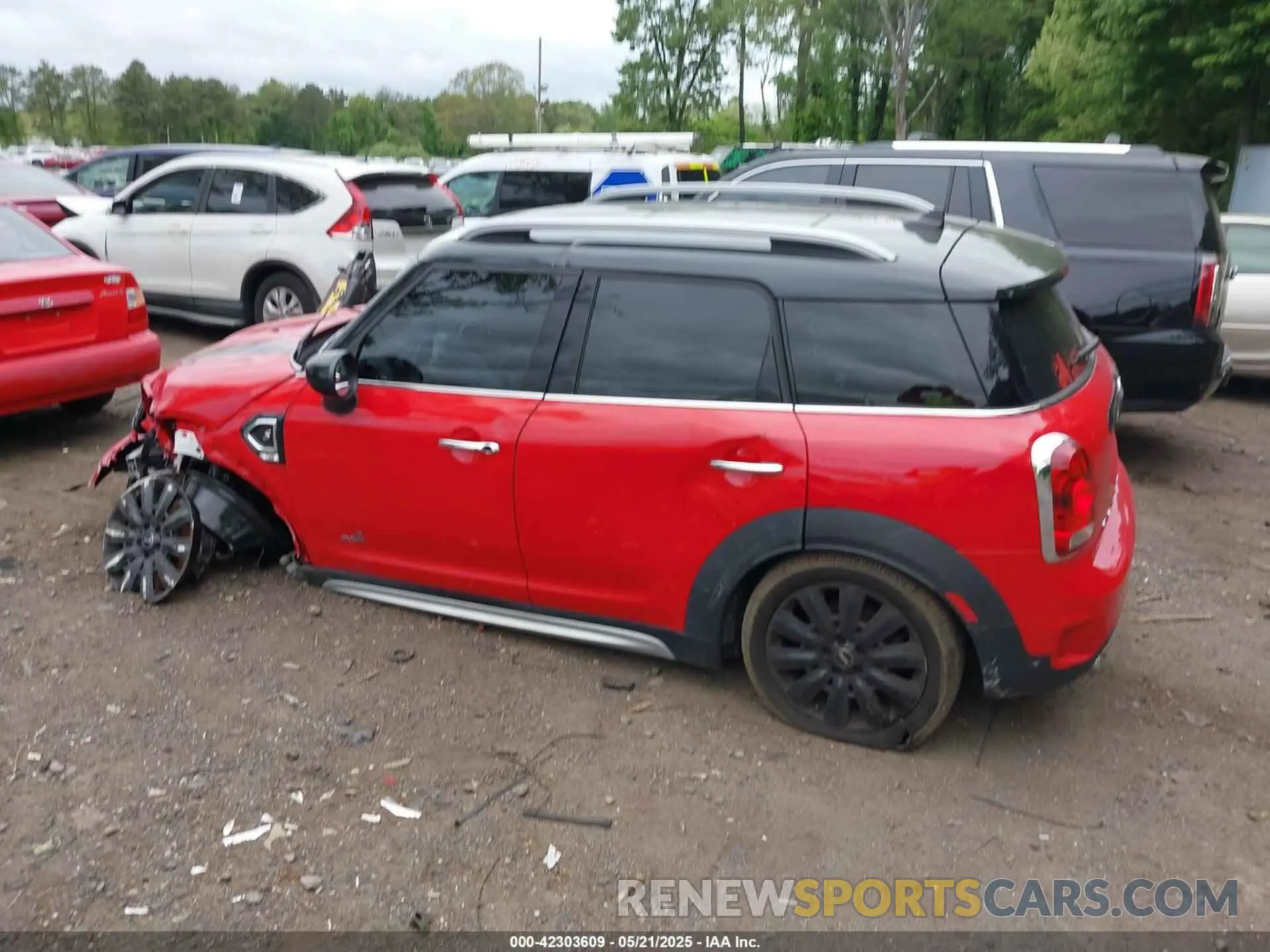 14 fotografías del automóvil dañado WMZYX1C09L3L58197 MINI COUNTRYMAN 2020