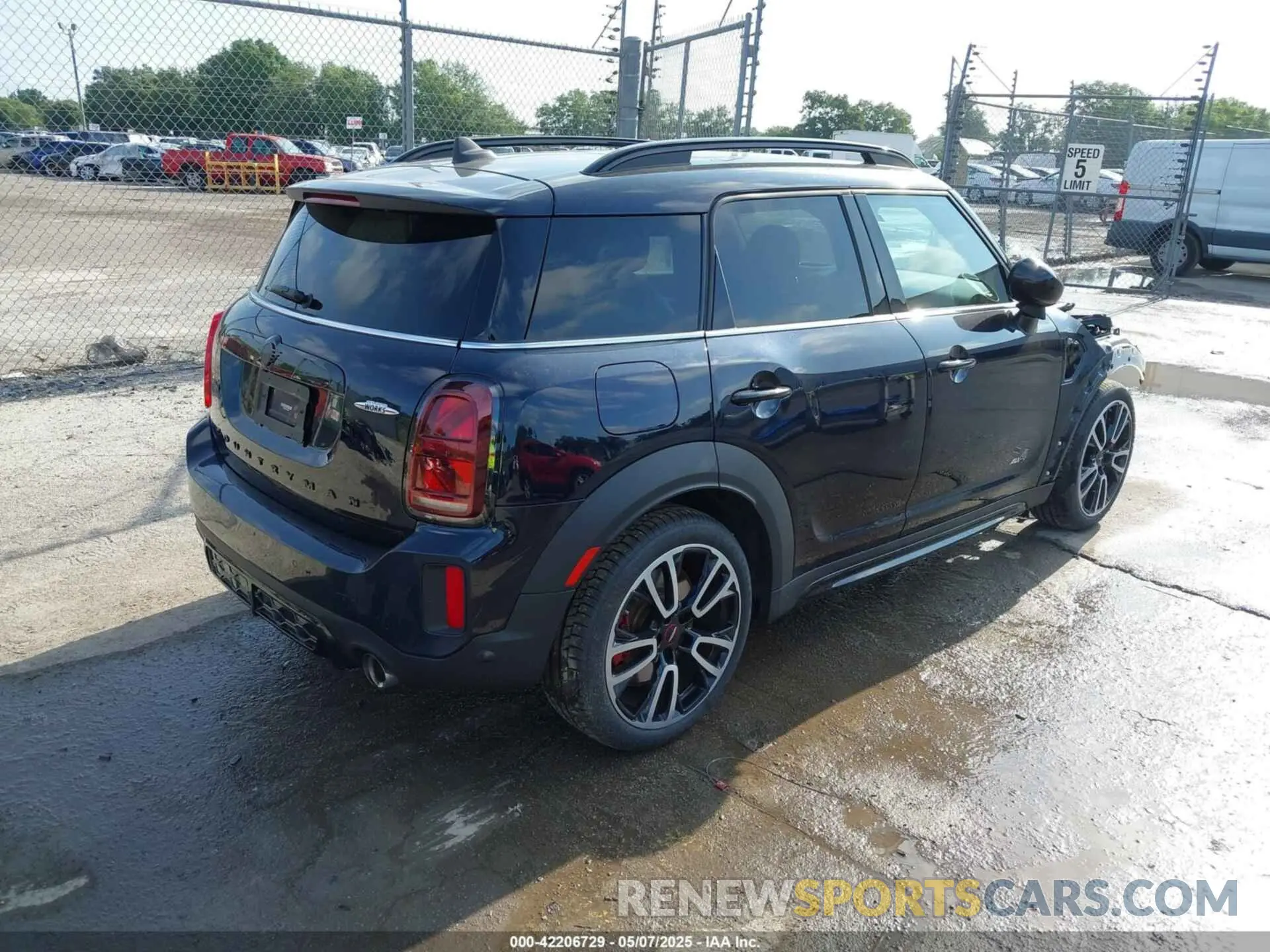 4 fotografías del automóvil dañado WMZ33BS0XN3P26841 MINI COUNTRYMAN 2022