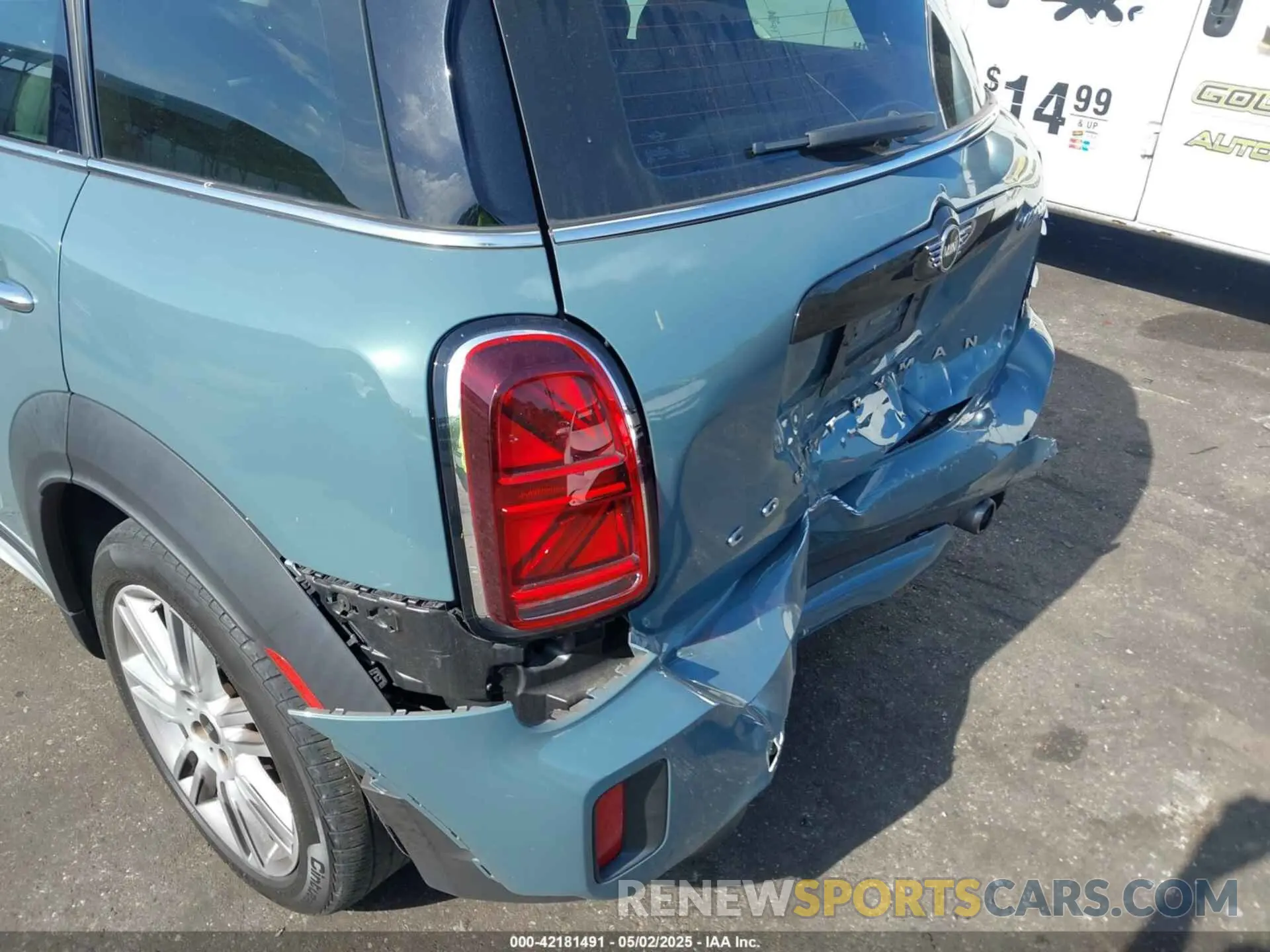 6 fotografías del automóvil dañado WMZ53BR02N3N67991 MINI COUNTRYMAN 2022
