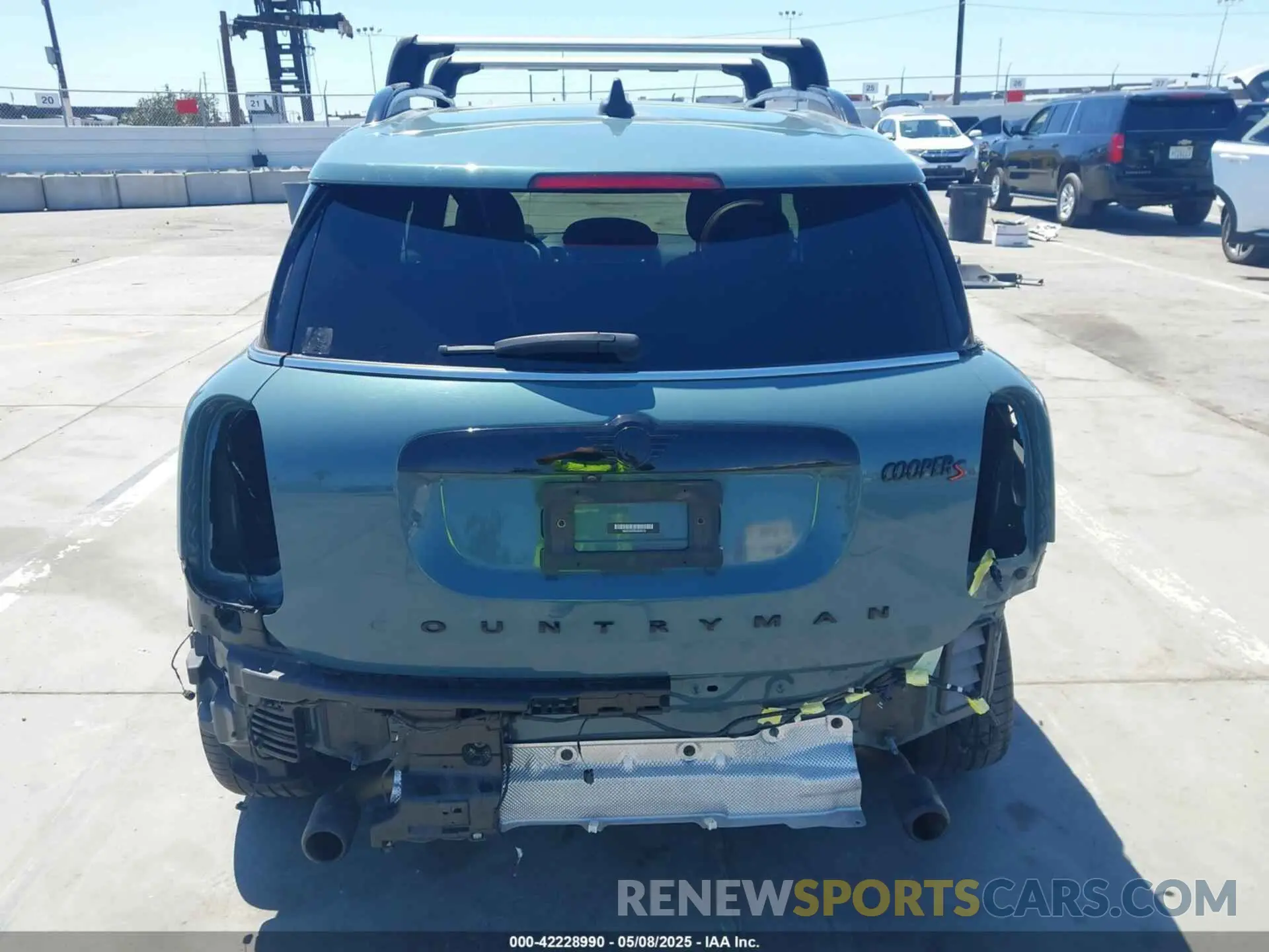 17 fotografías del automóvil dañado WMZ53BR03N3N90132 MINI COUNTRYMAN 2022