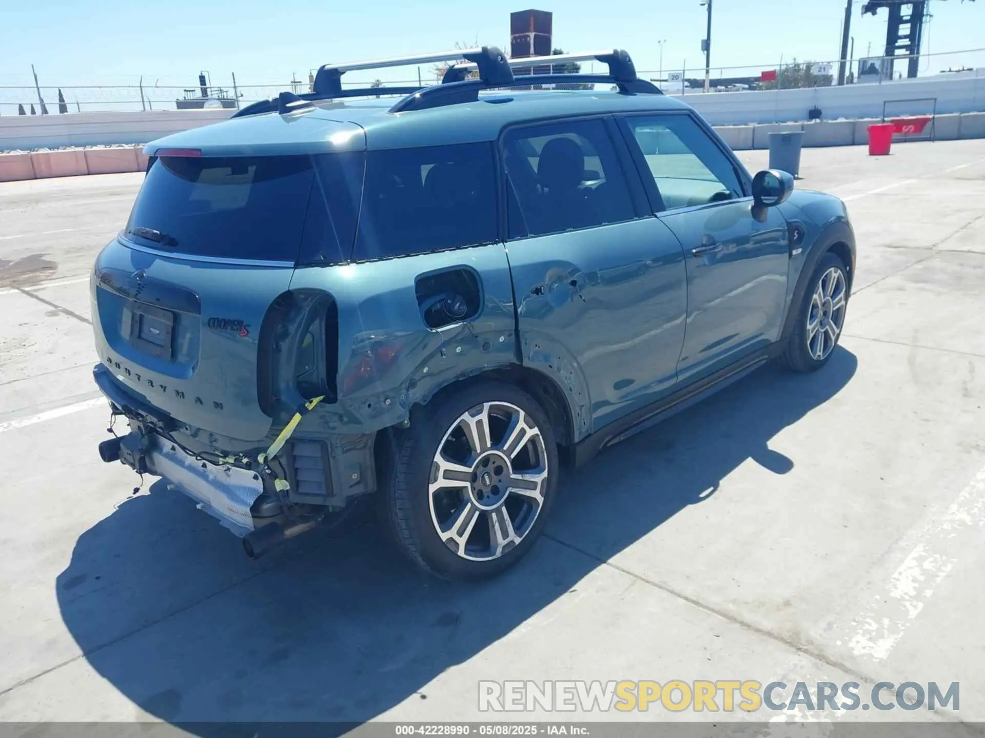 4 fotografías del automóvil dañado WMZ53BR03N3N90132 MINI COUNTRYMAN 2022