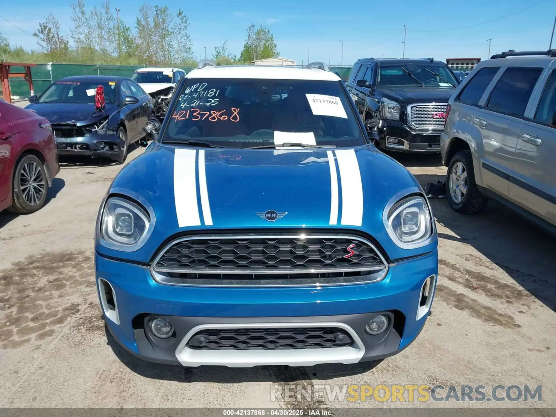 11 fotografías del automóvil dañado WMZ53BR07N3N34260 MINI COUNTRYMAN 2022