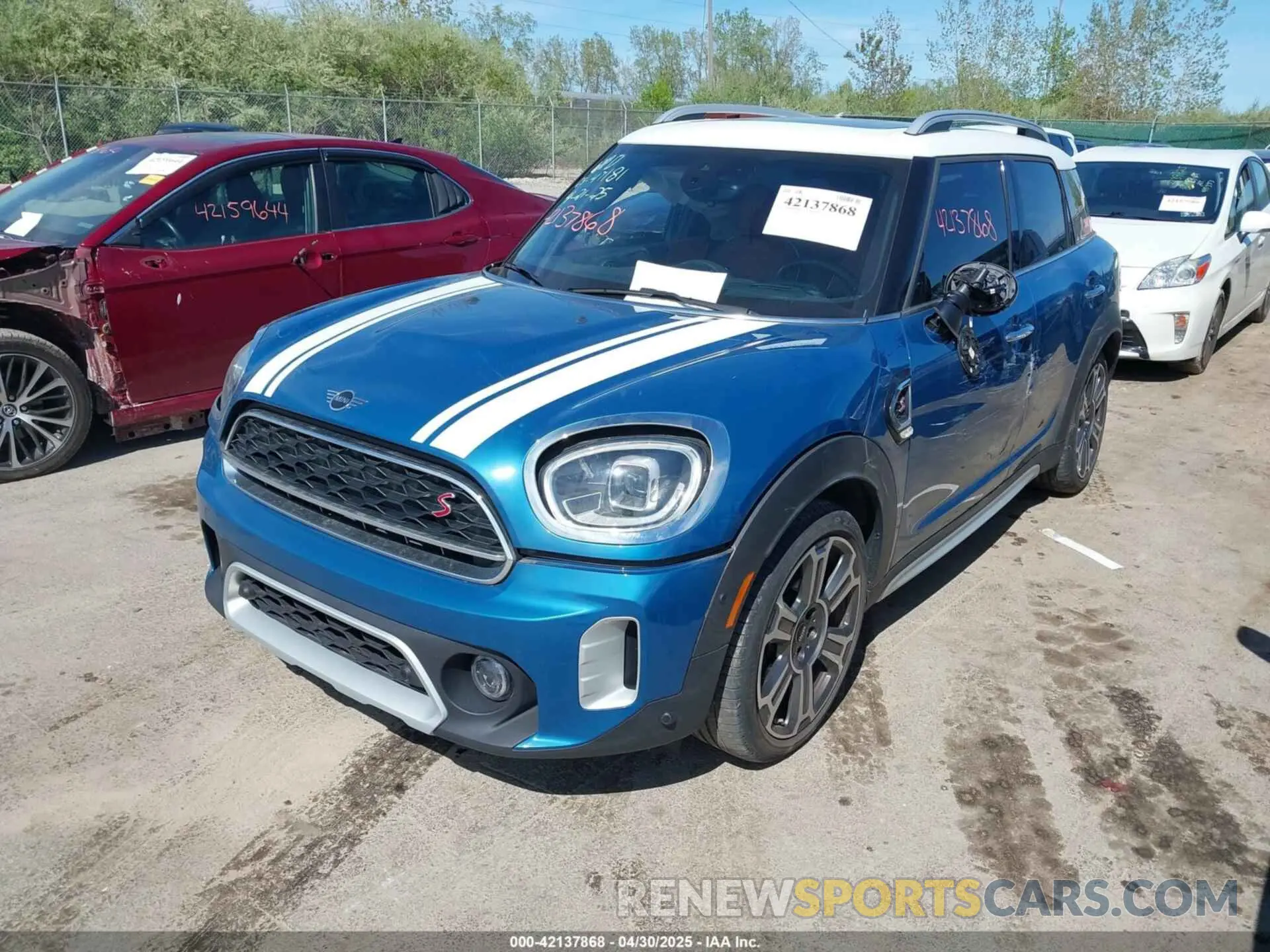 2 fotografías del automóvil dañado WMZ53BR07N3N34260 MINI COUNTRYMAN 2022