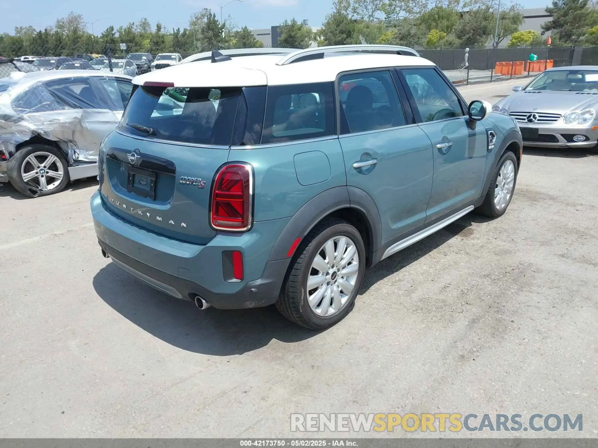 4 fotografías del automóvil dañado WMZ53BR08N3N29732 MINI COUNTRYMAN 2022