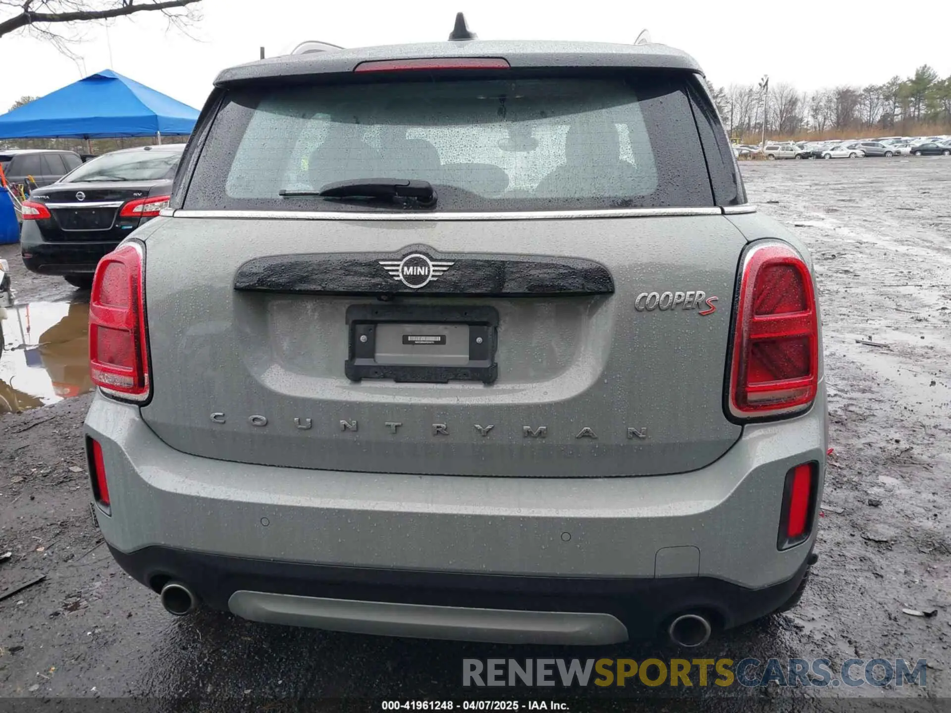 16 fotografías del automóvil dañado WMZ53BR04P3P59741 MINI COUNTRYMAN 2023