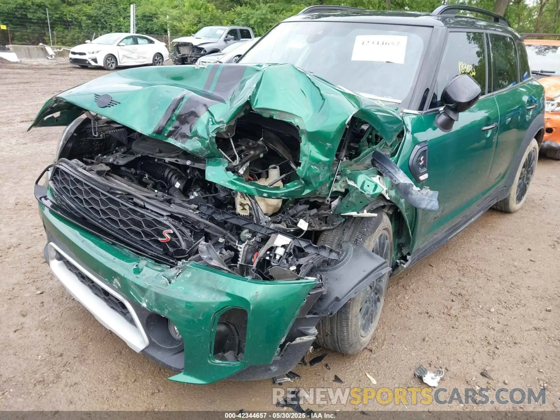 6 fotografías del automóvil dañado WMZ83BR00P3P56493 MINI COUNTRYMAN 2023