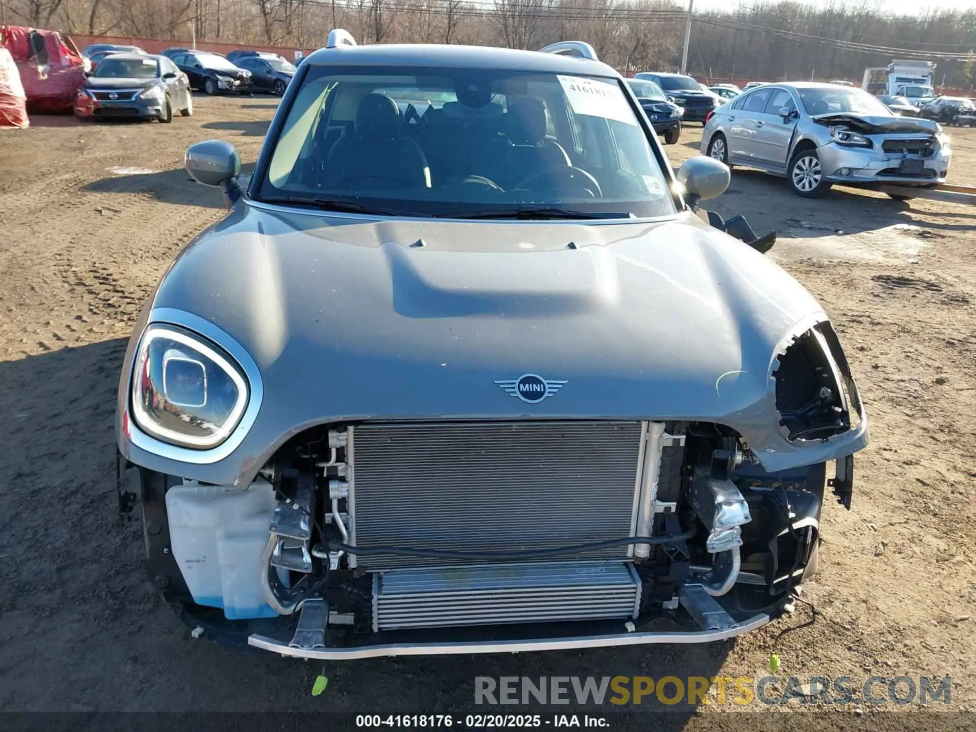 13 fotografías del automóvil dañado WMZ83BR00P3P57630 MINI COUNTRYMAN 2023