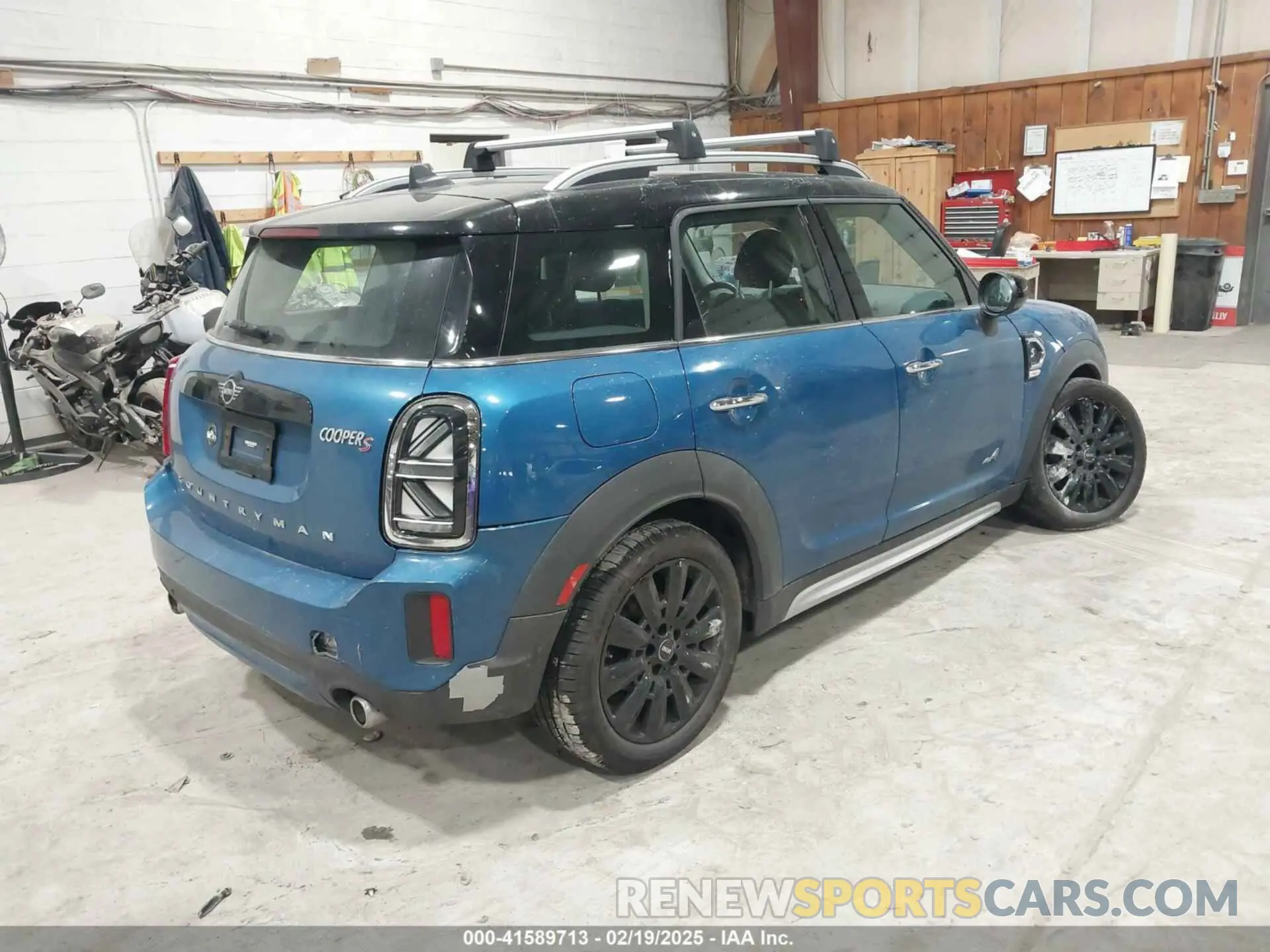 4 fotografías del automóvil dañado WMZ83BR0XP3P64763 MINI COUNTRYMAN 2023
