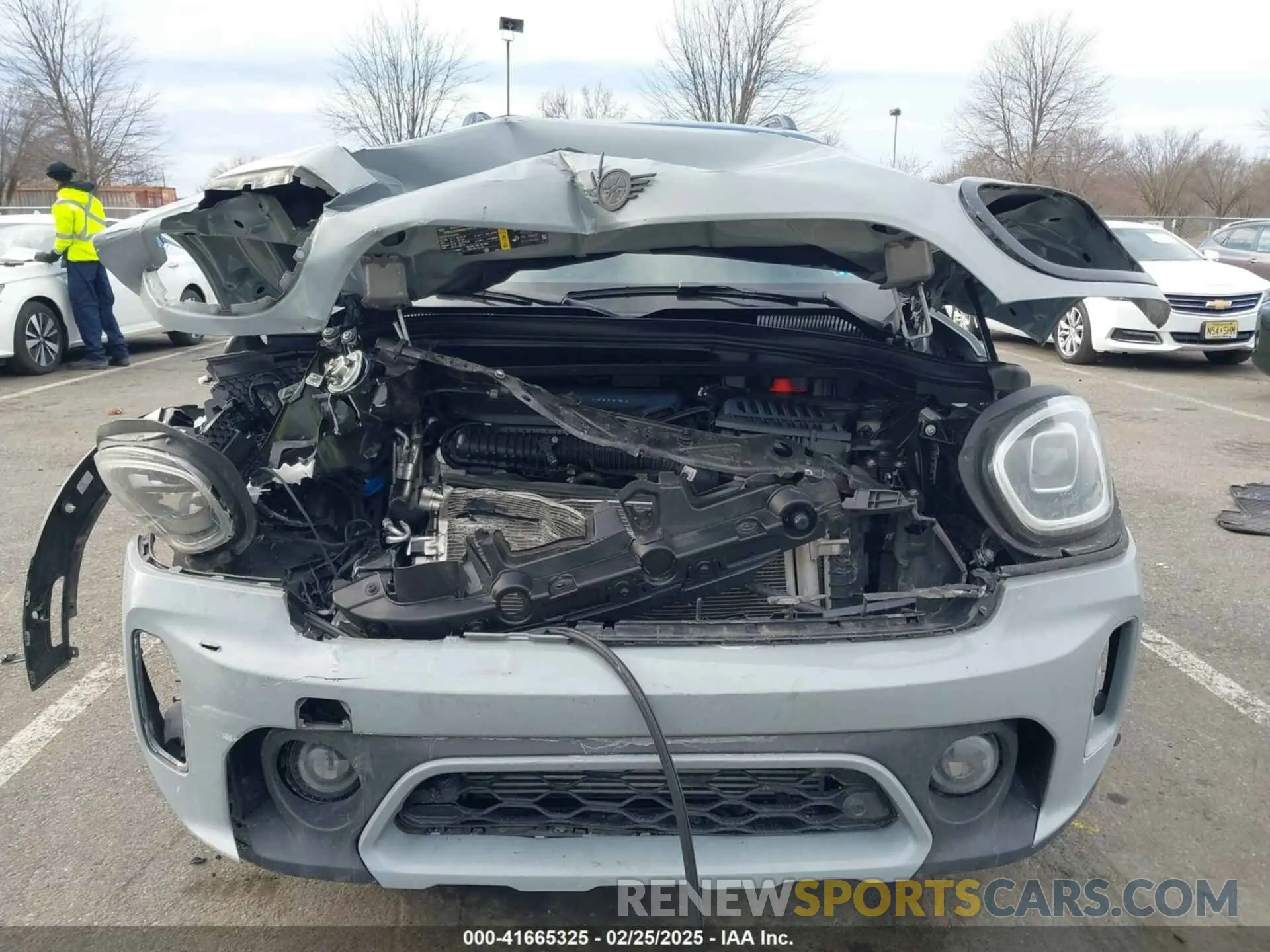 12 fotografías del automóvil dañado WMZ83BR0XP3R04200 MINI COUNTRYMAN 2023