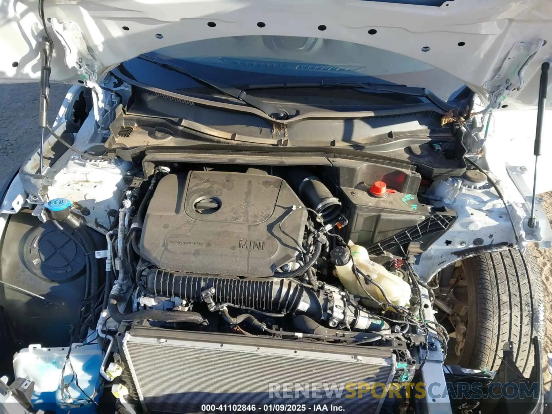 10 fotografías del automóvil dañado WMZ53BR02R3S31859 MINI COUNTRYMAN 2024