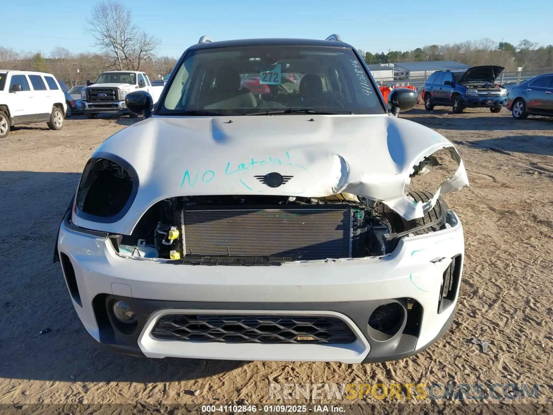 13 fotografías del automóvil dañado WMZ53BR02R3S31859 MINI COUNTRYMAN 2024