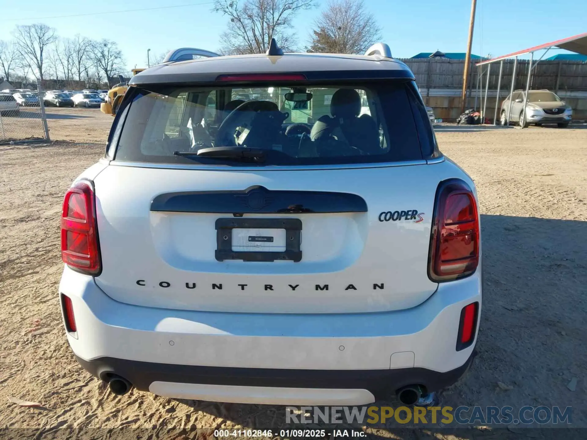 17 fotografías del automóvil dañado WMZ53BR02R3S31859 MINI COUNTRYMAN 2024