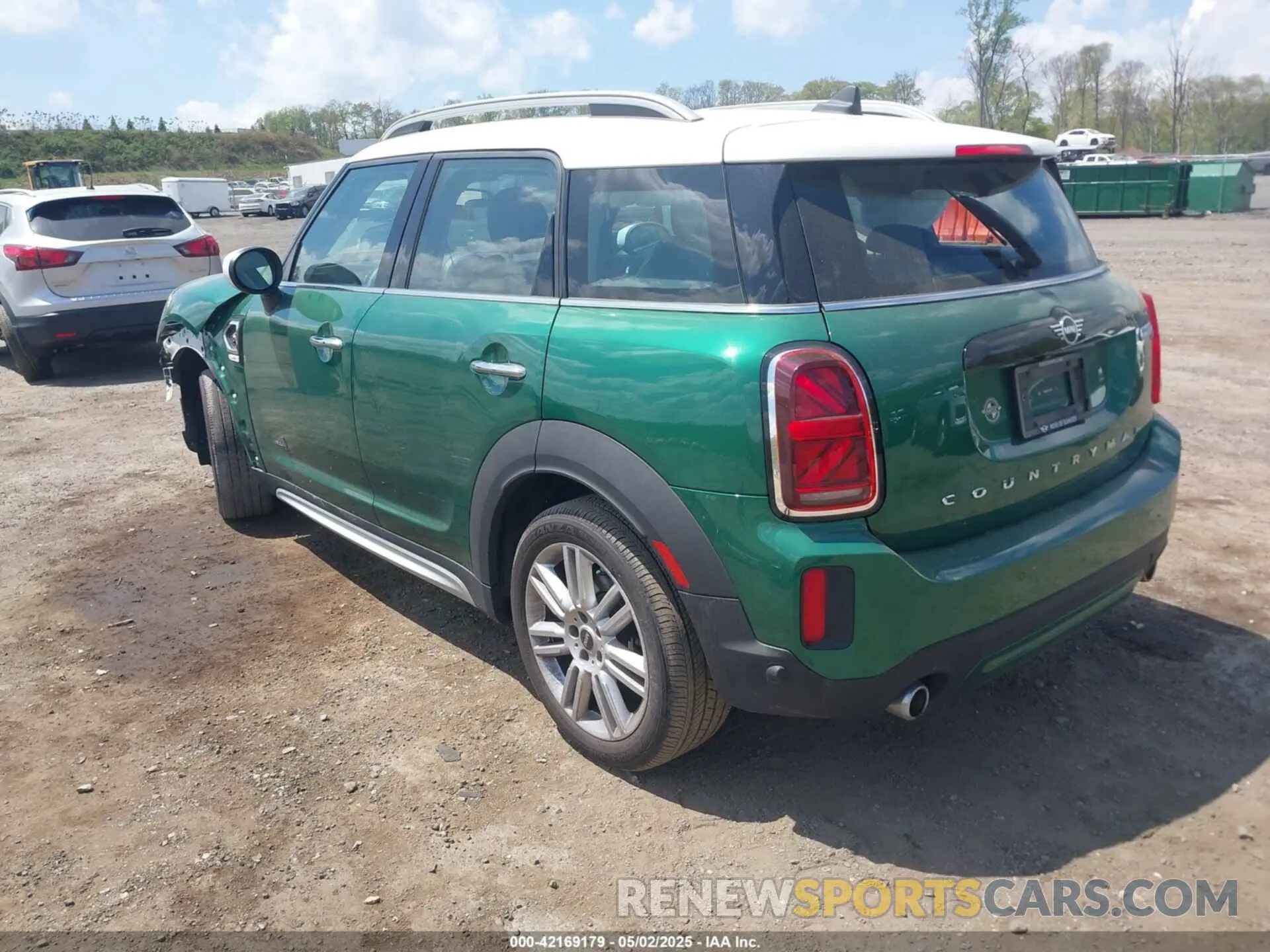 3 fotografías del automóvil dañado WMZ83BR07R3S15220 MINI COUNTRYMAN 2024