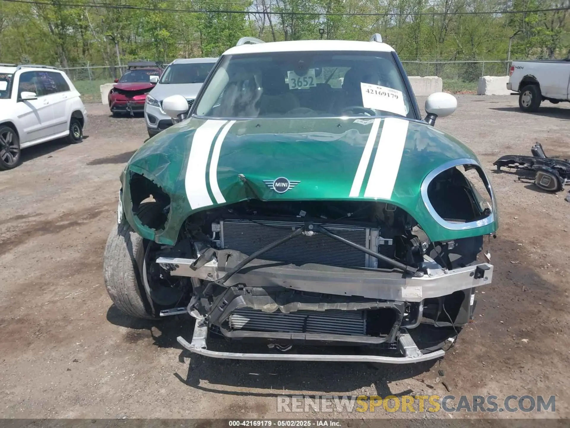 6 fotografías del automóvil dañado WMZ83BR07R3S15220 MINI COUNTRYMAN 2024