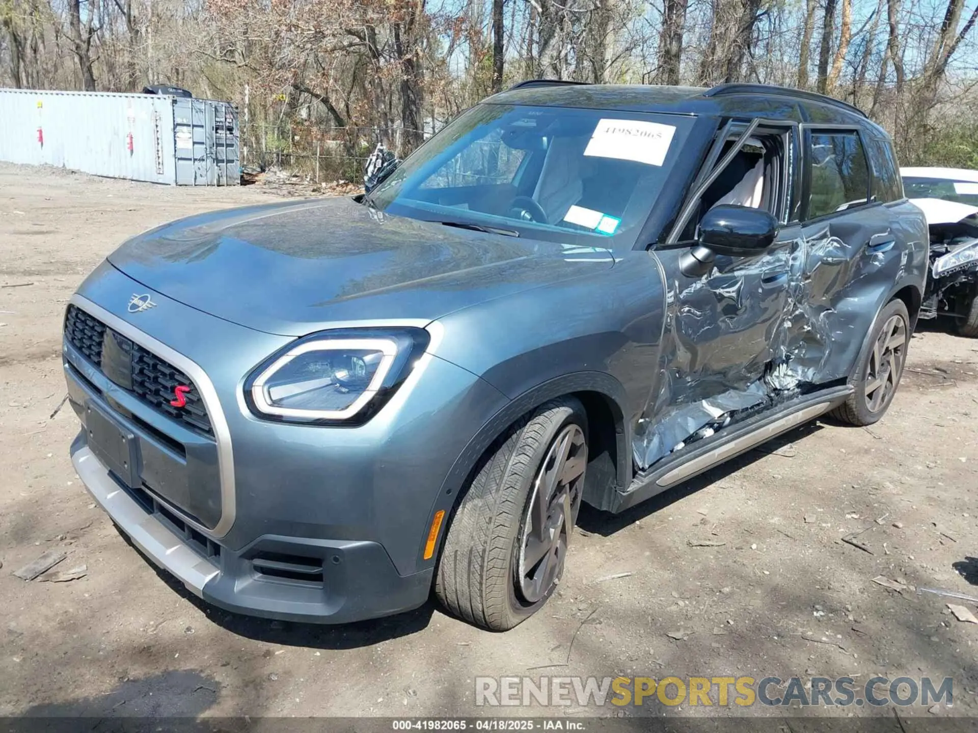 2 fotografías del automóvil dañado WMZ23GA02S7P85607 MINI COUNTRYMAN 2025