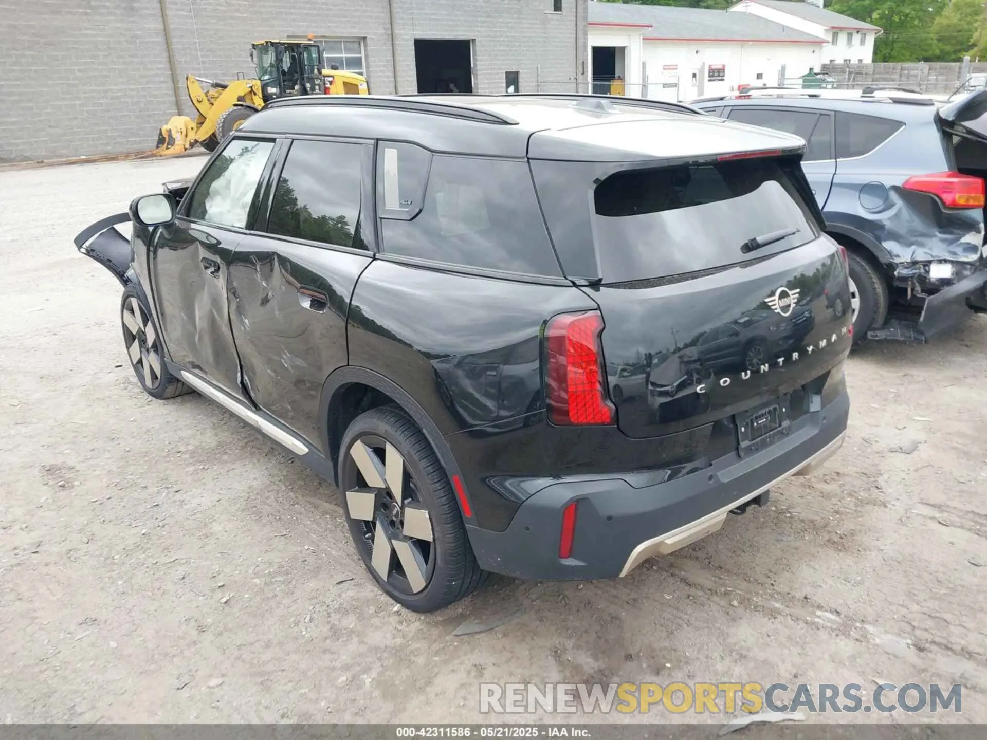3 fotografías del automóvil dañado WMZ23GA04S7P30480 MINI COUNTRYMAN 2025