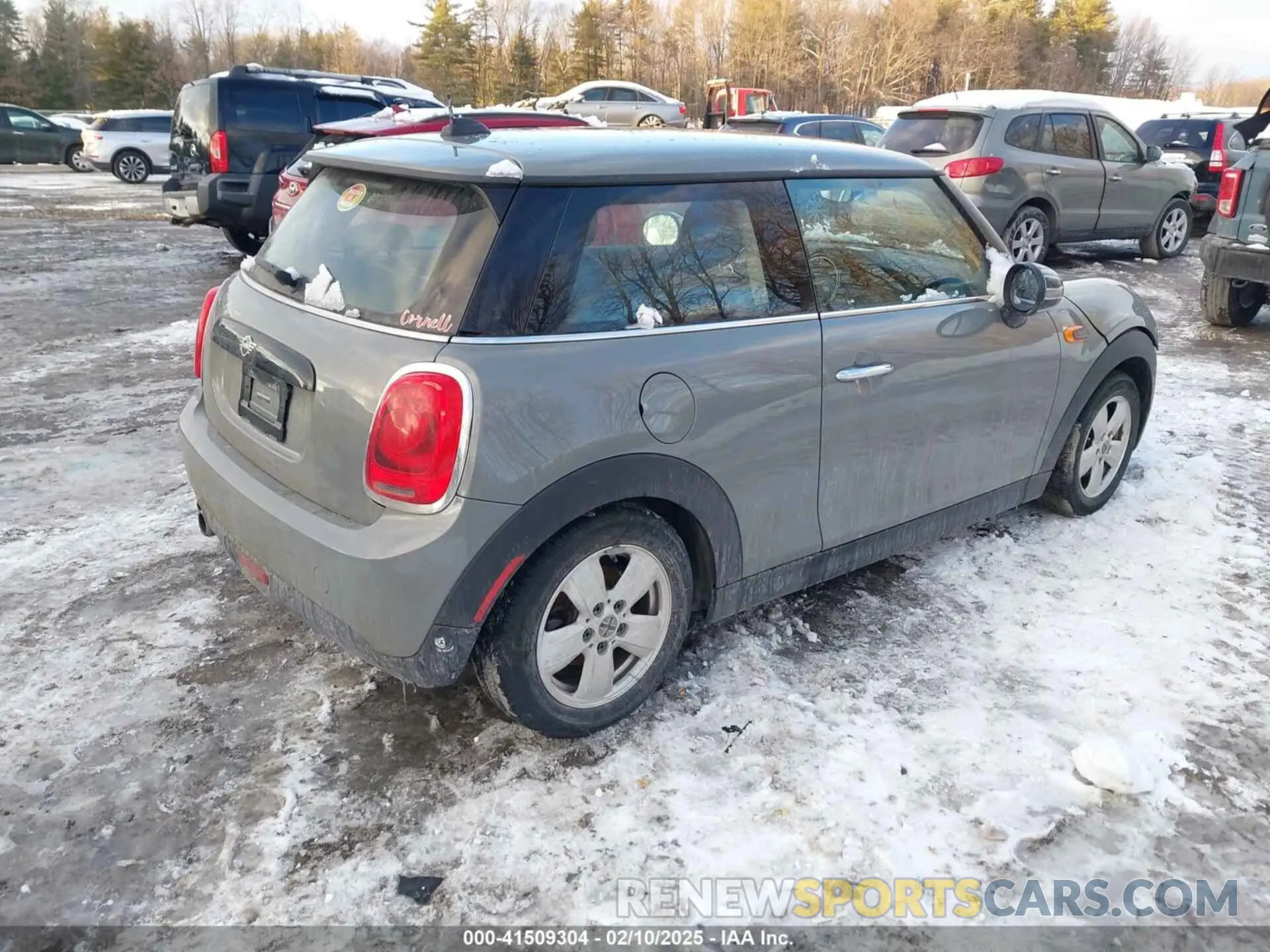 4 fotografías del automóvil dañado WMWXP5C52K2H91038 MINI HARDTOP 2019
