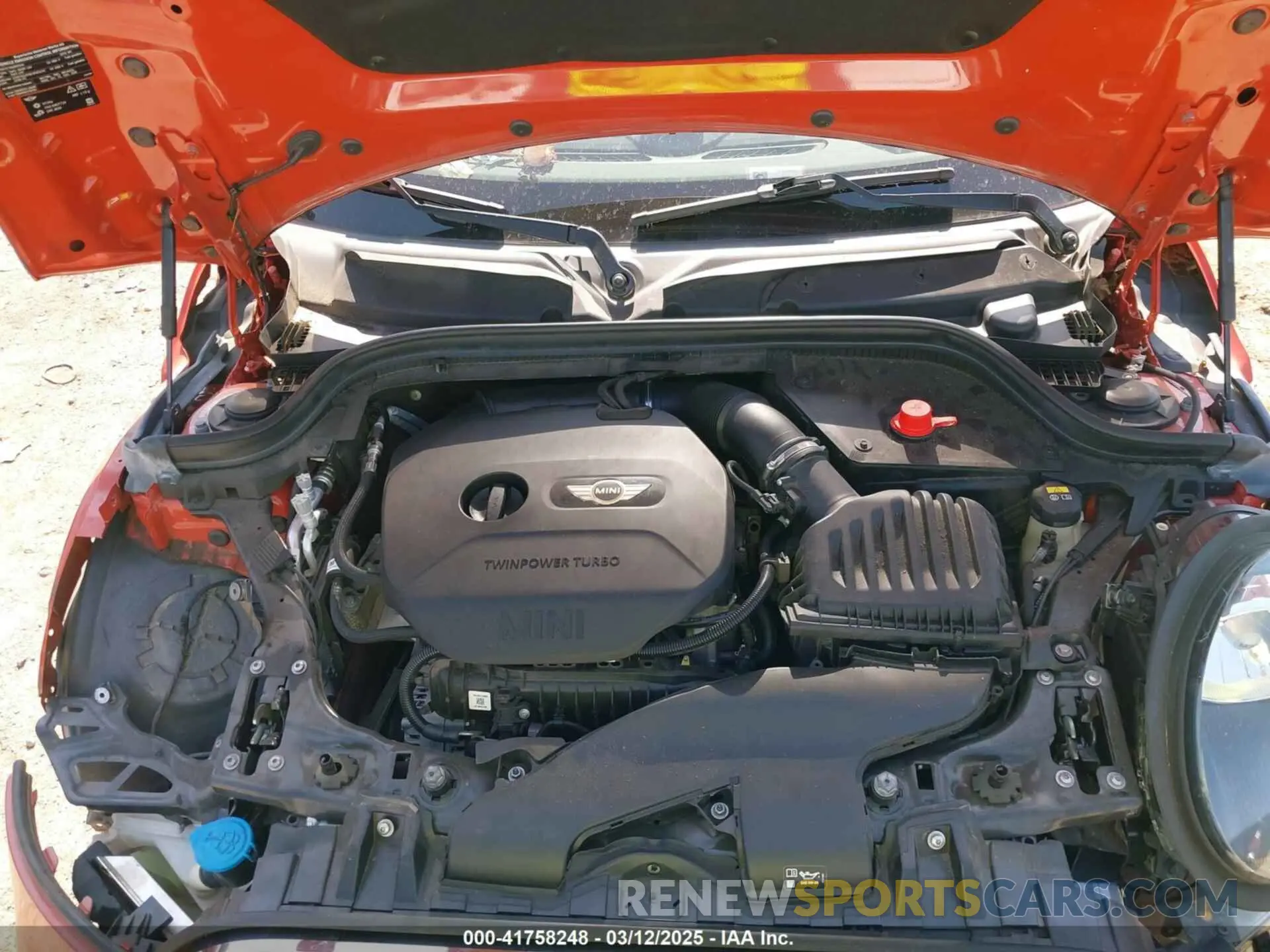 10 fotografías del automóvil dañado WMWXP5C5XK2H32139 MINI HARDTOP 2019