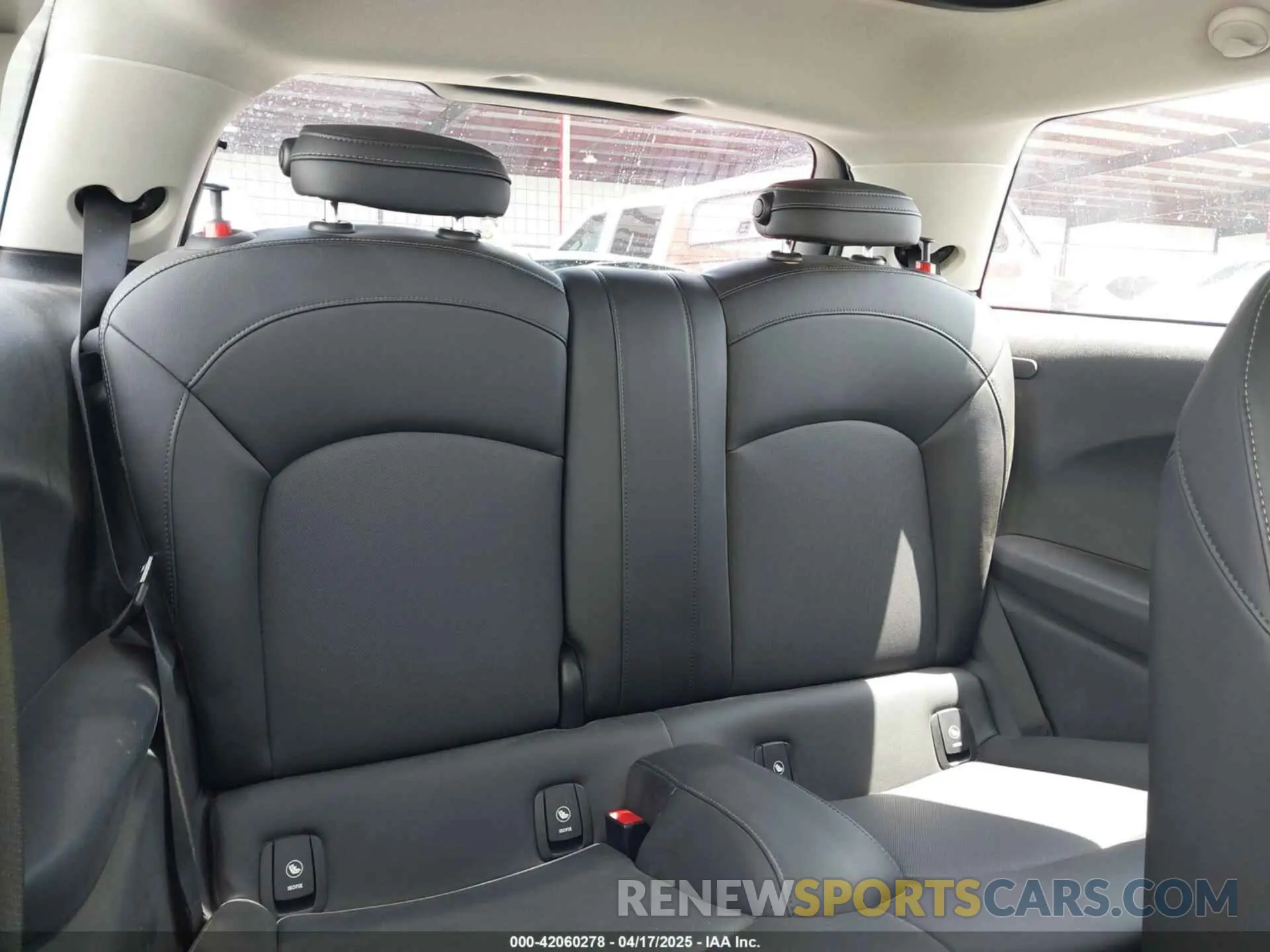 8 fotografías del automóvil dañado WMWXP7C5XK2A53483 MINI HARDTOP 2019