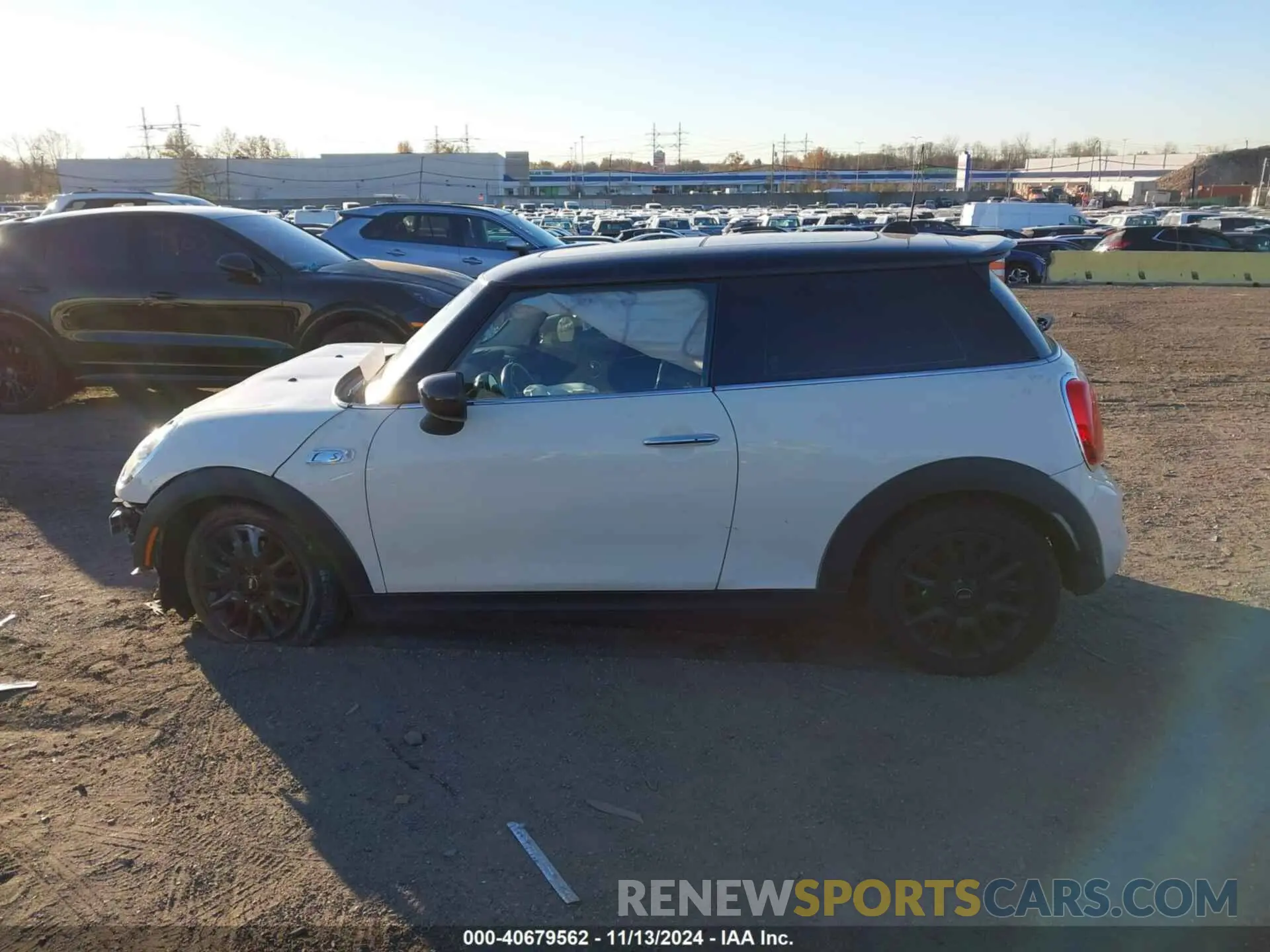 14 fotografías del automóvil dañado WMWXR5C00L2L49498 MINI HARDTOP 2020