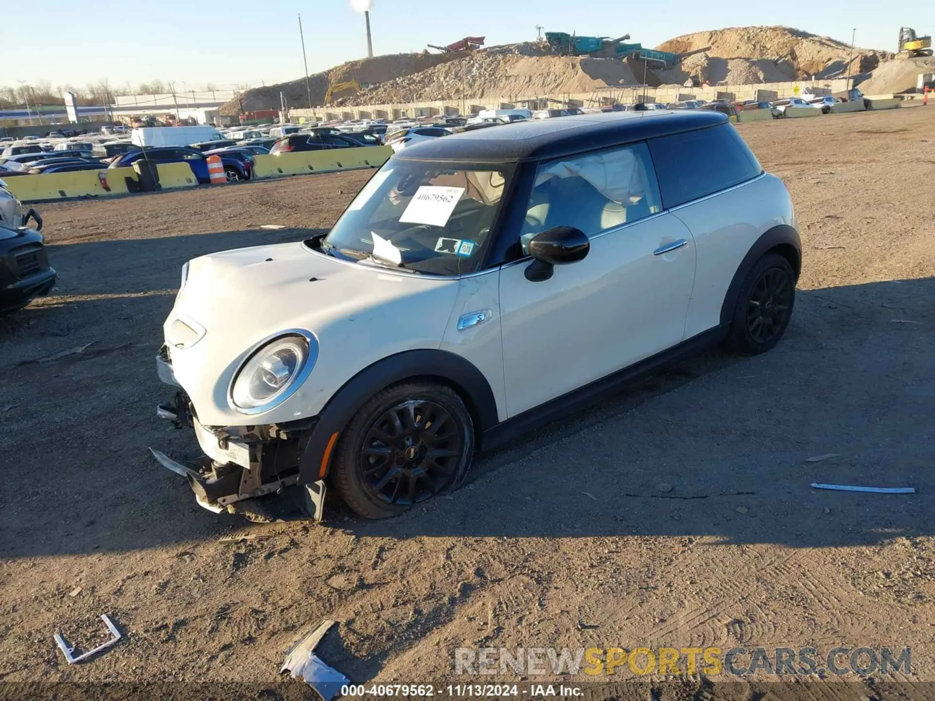 2 fotografías del automóvil dañado WMWXR5C00L2L49498 MINI HARDTOP 2020