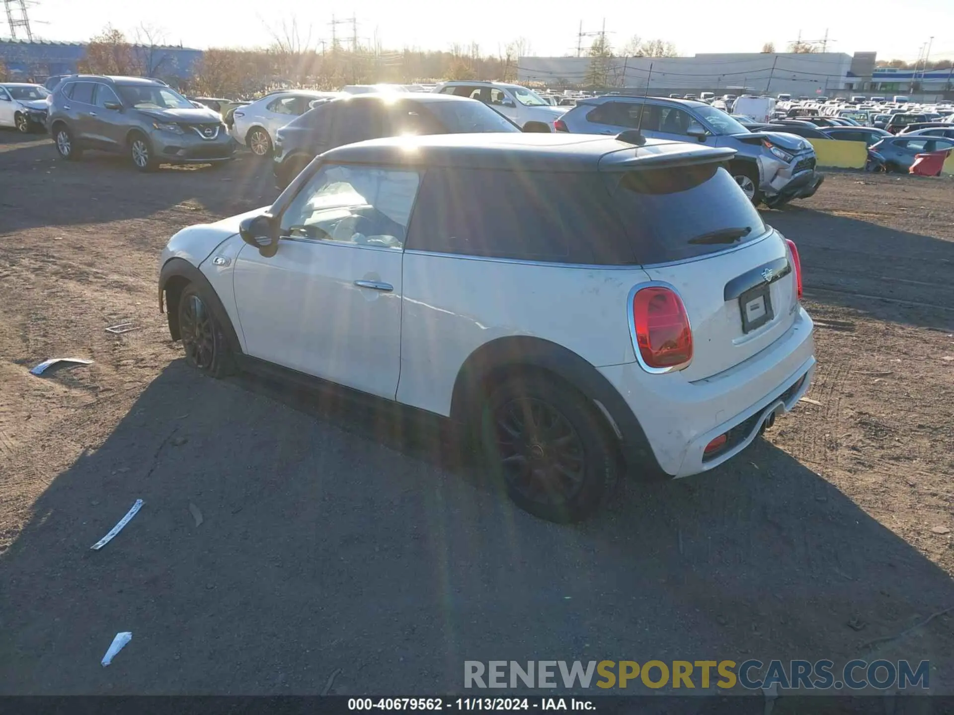 3 fotografías del automóvil dañado WMWXR5C00L2L49498 MINI HARDTOP 2020