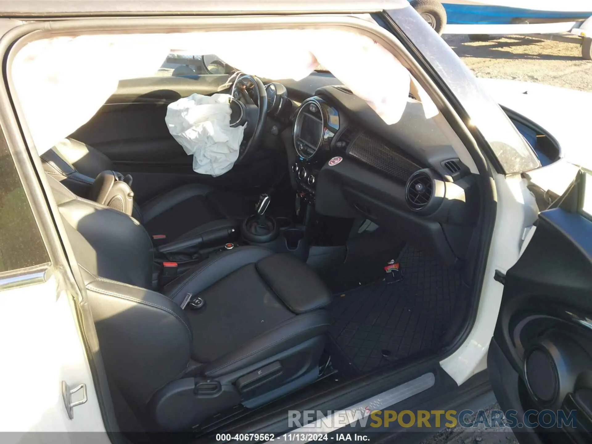 5 fotografías del automóvil dañado WMWXR5C00L2L49498 MINI HARDTOP 2020