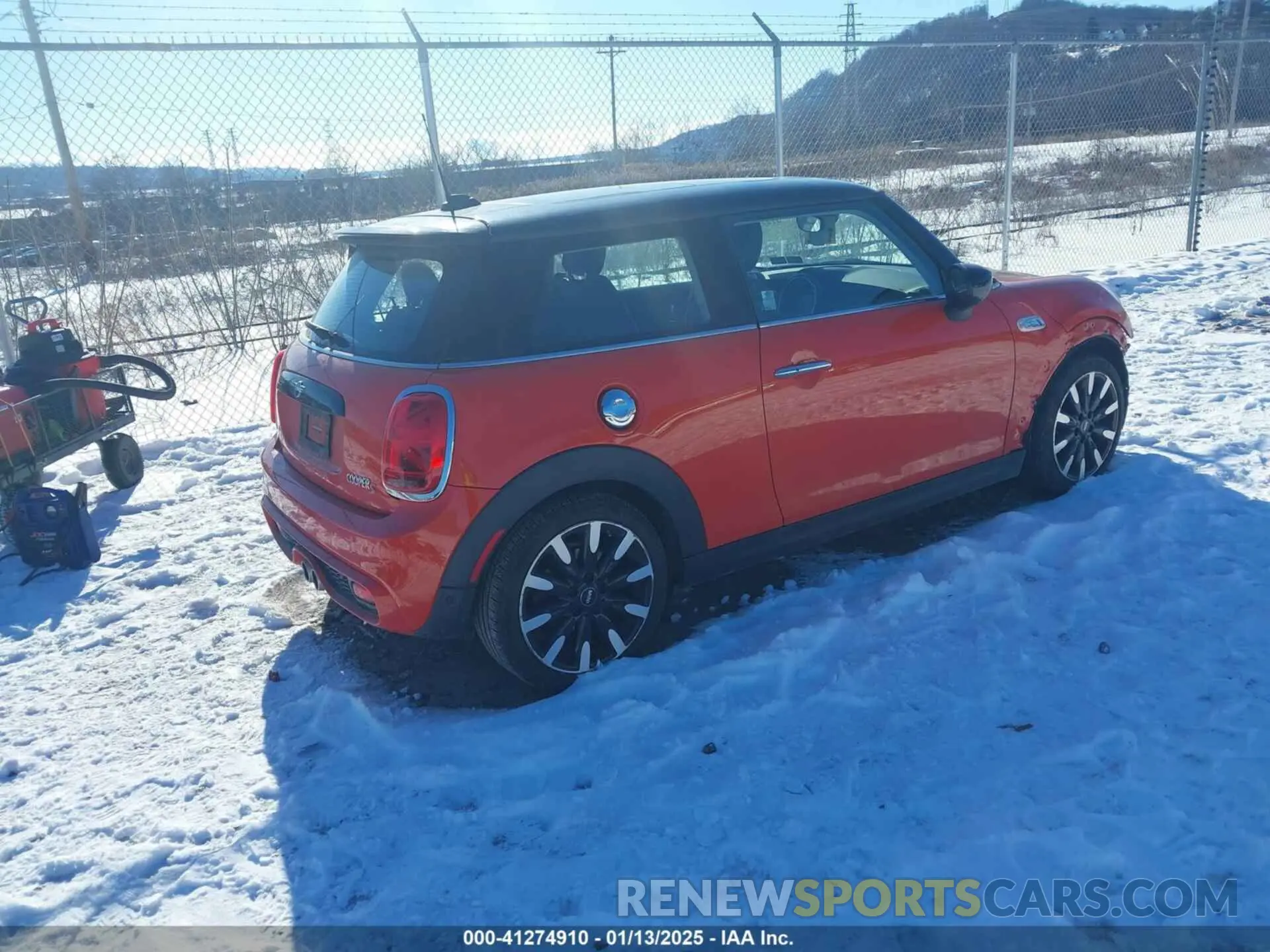 4 fotografías del automóvil dañado WMWXR5C02L2L86178 MINI HARDTOP 2020
