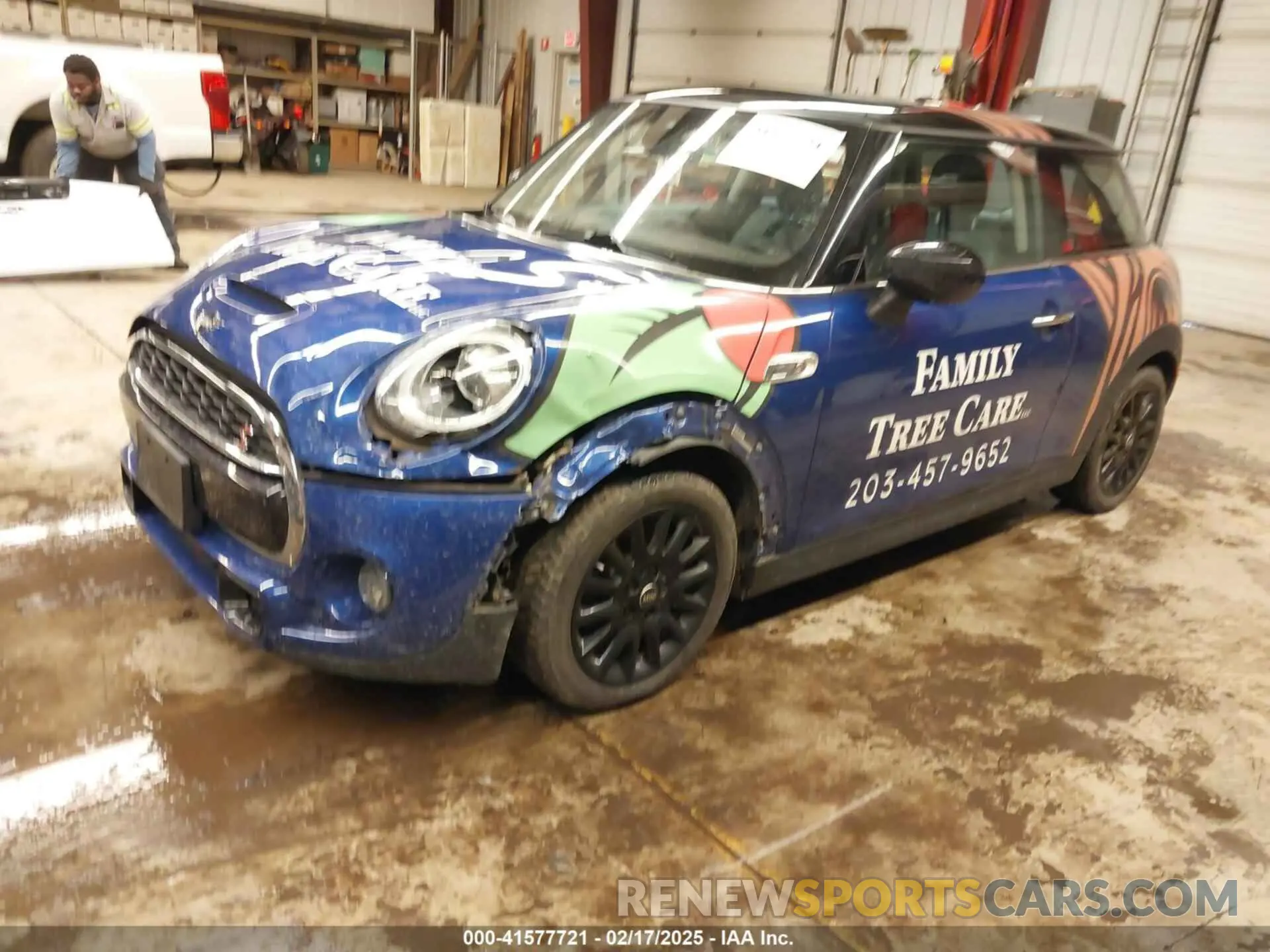 2 fotografías del automóvil dañado WMWXR5C05L2L43423 MINI HARDTOP 2020