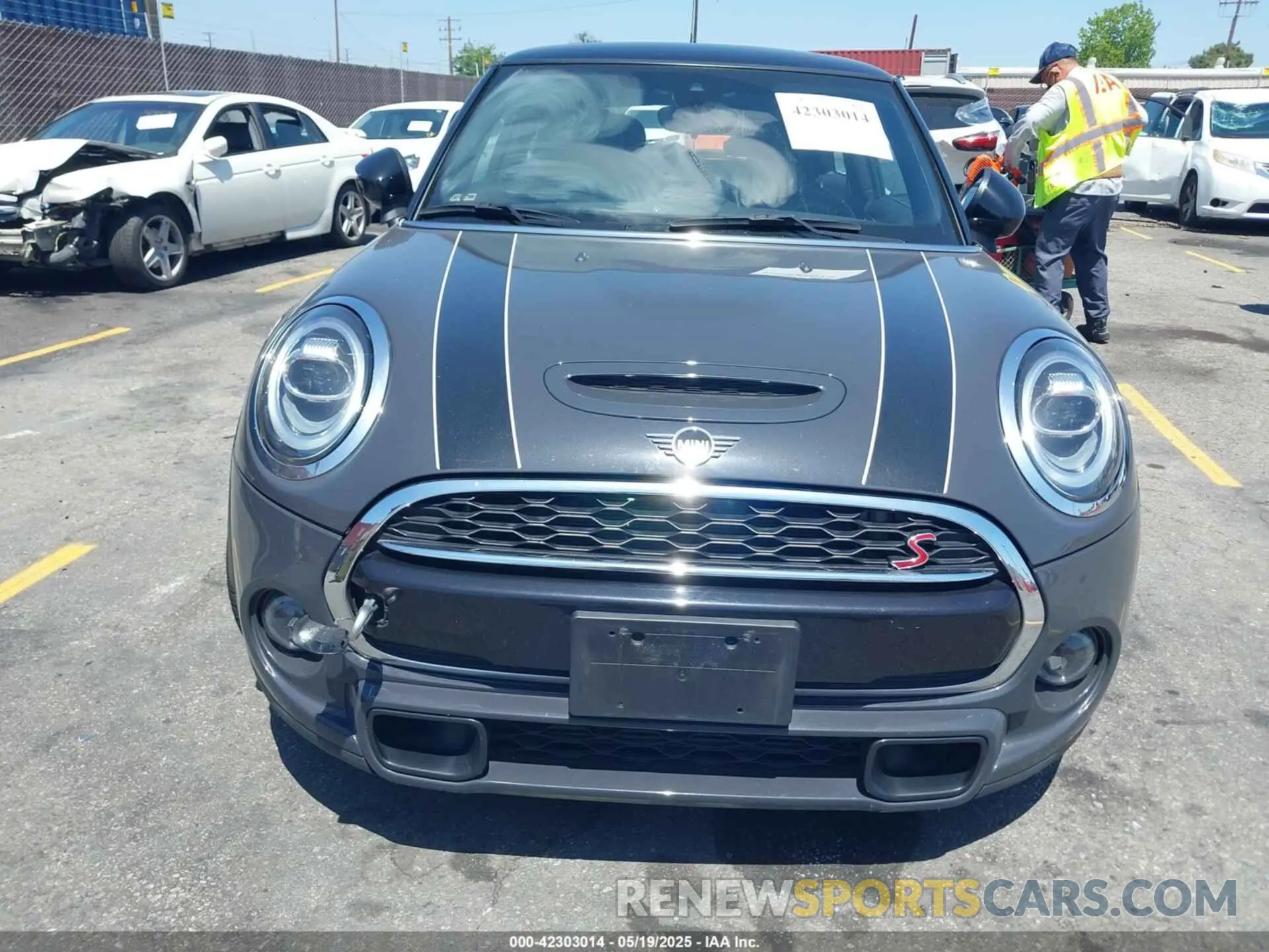 12 fotografías del automóvil dañado WMWXR5C06L2M16511 MINI HARDTOP 2020