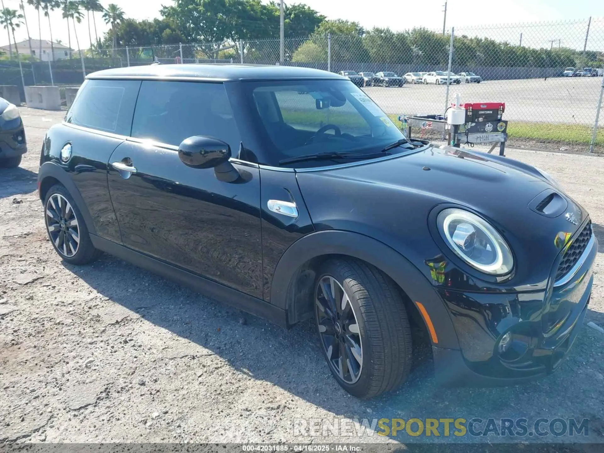 1 fotografías del automóvil dañado WMWXR5C07L2L55038 MINI HARDTOP 2020
