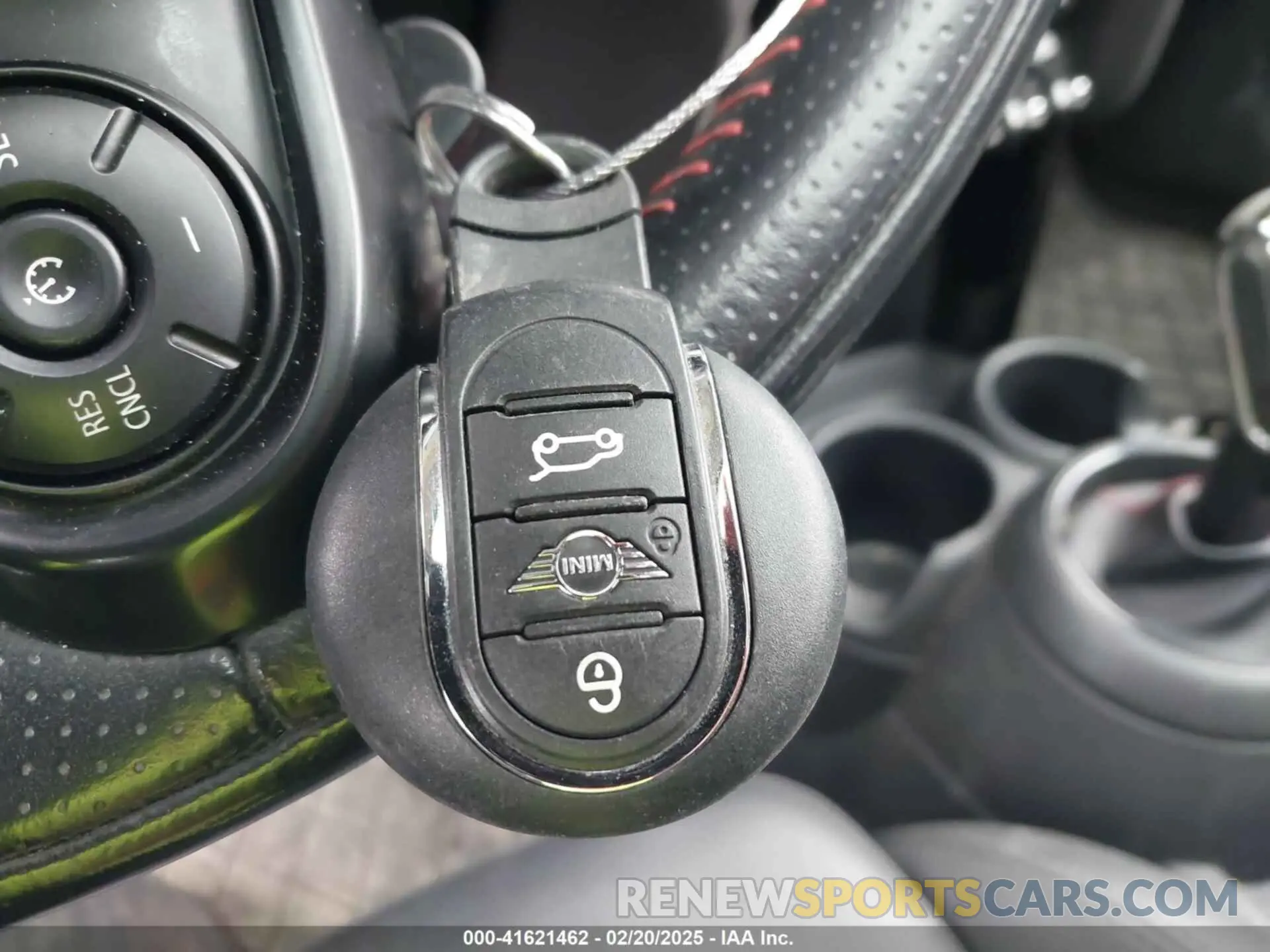 11 fotografías del automóvil dañado WMWXR5C07L2L60692 MINI HARDTOP 2020
