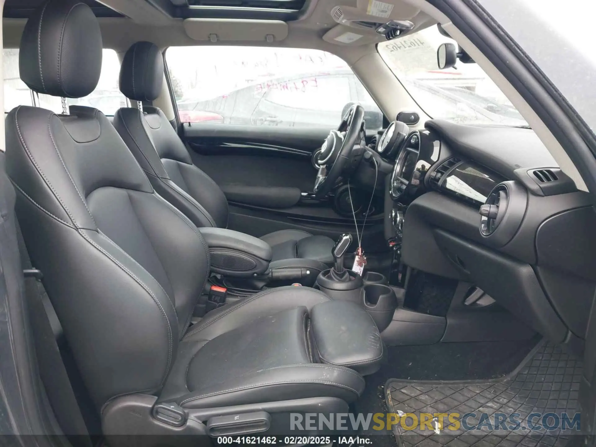 5 fotografías del automóvil dañado WMWXR5C07L2L60692 MINI HARDTOP 2020
