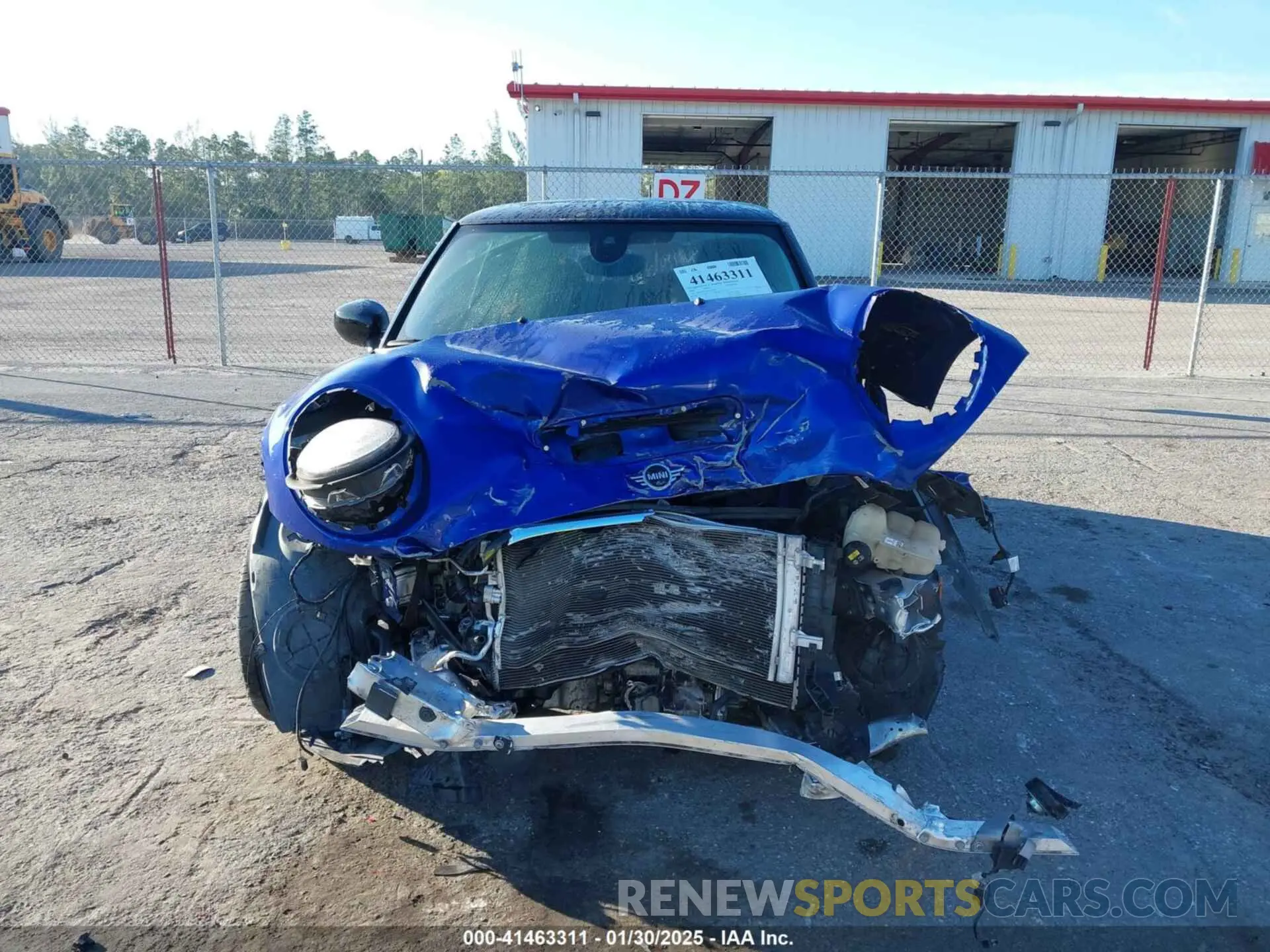 11 fotografías del automóvil dañado WMWXR5C09L2M32640 MINI HARDTOP 2020