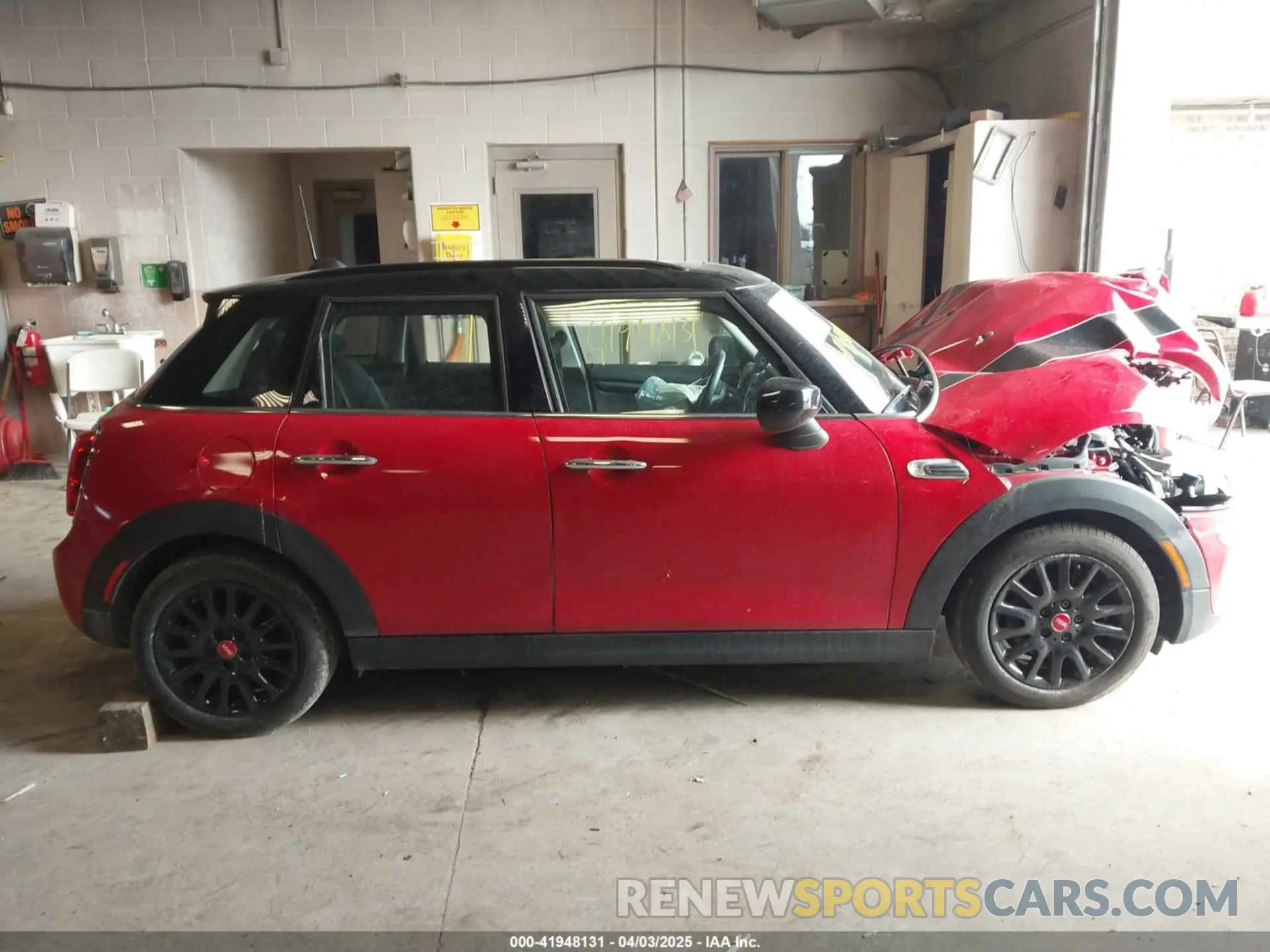 14 fotografías del automóvil dañado WMWXU7C07L2L48763 MINI HARDTOP 2020
