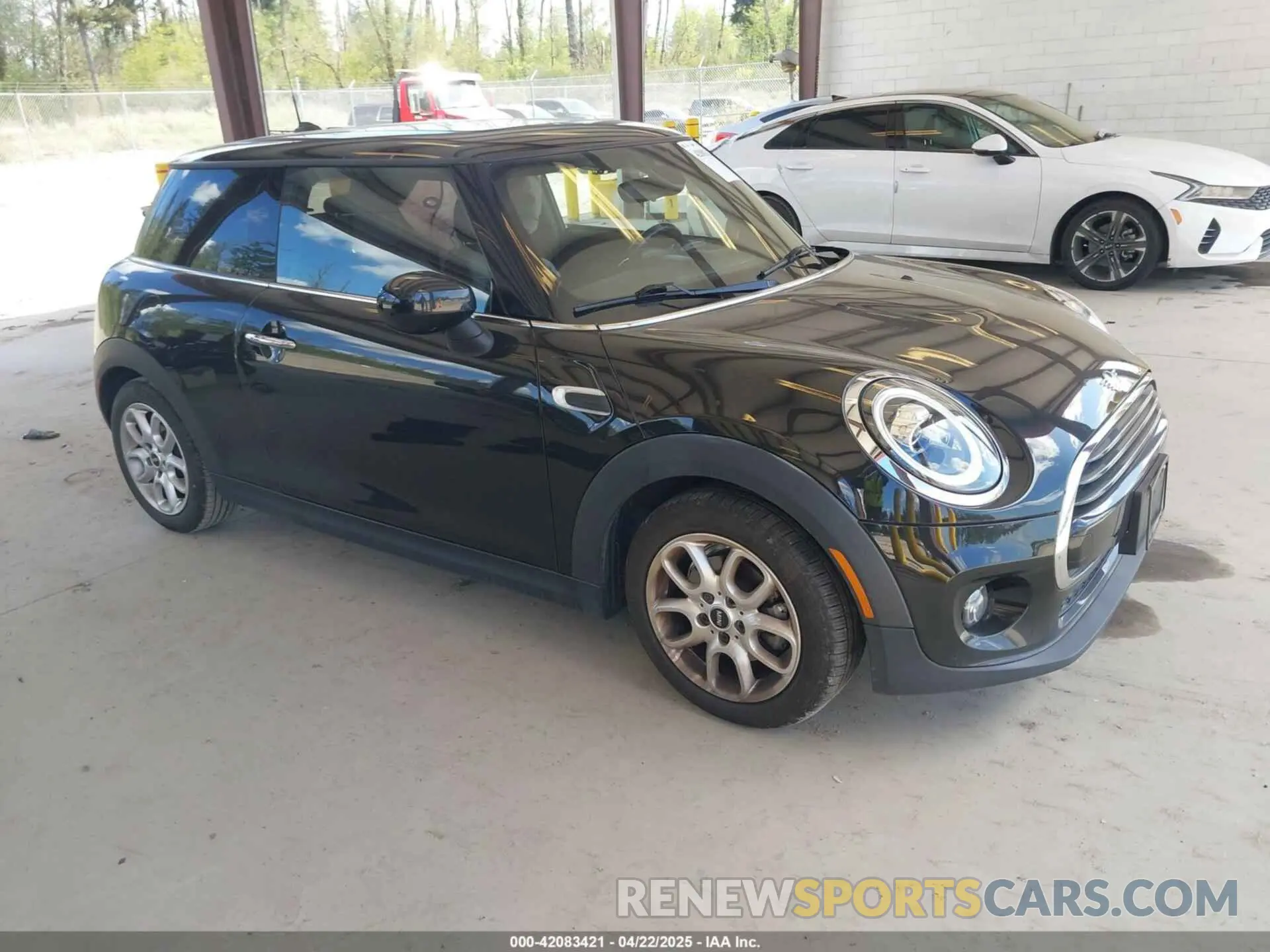 1 fotografías del automóvil dañado WMWXR3C0XM2N93195 MINI HARDTOP 2021