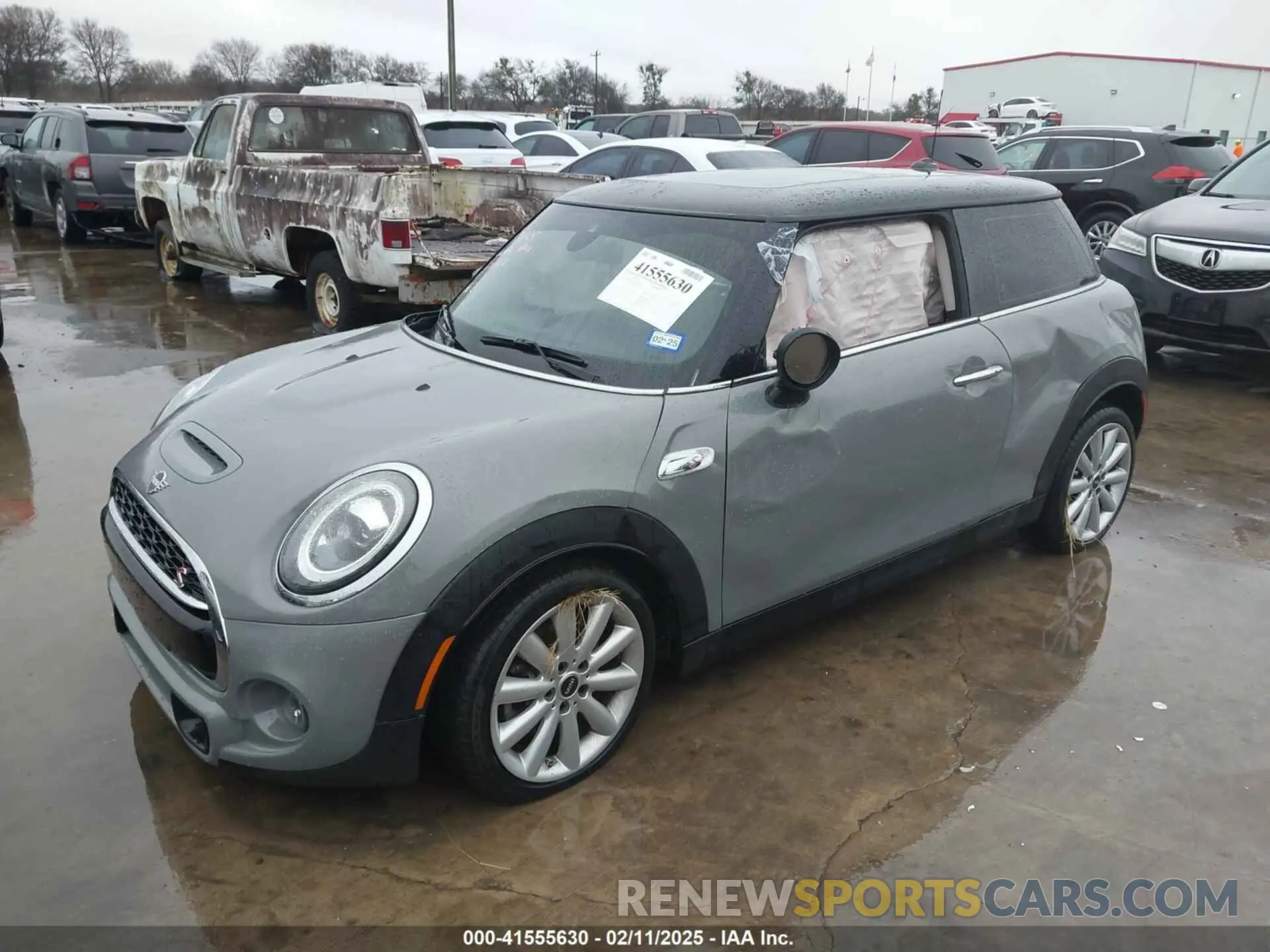 2 fotografías del automóvil dañado WMWXR5C06M2P01758 MINI HARDTOP 2021