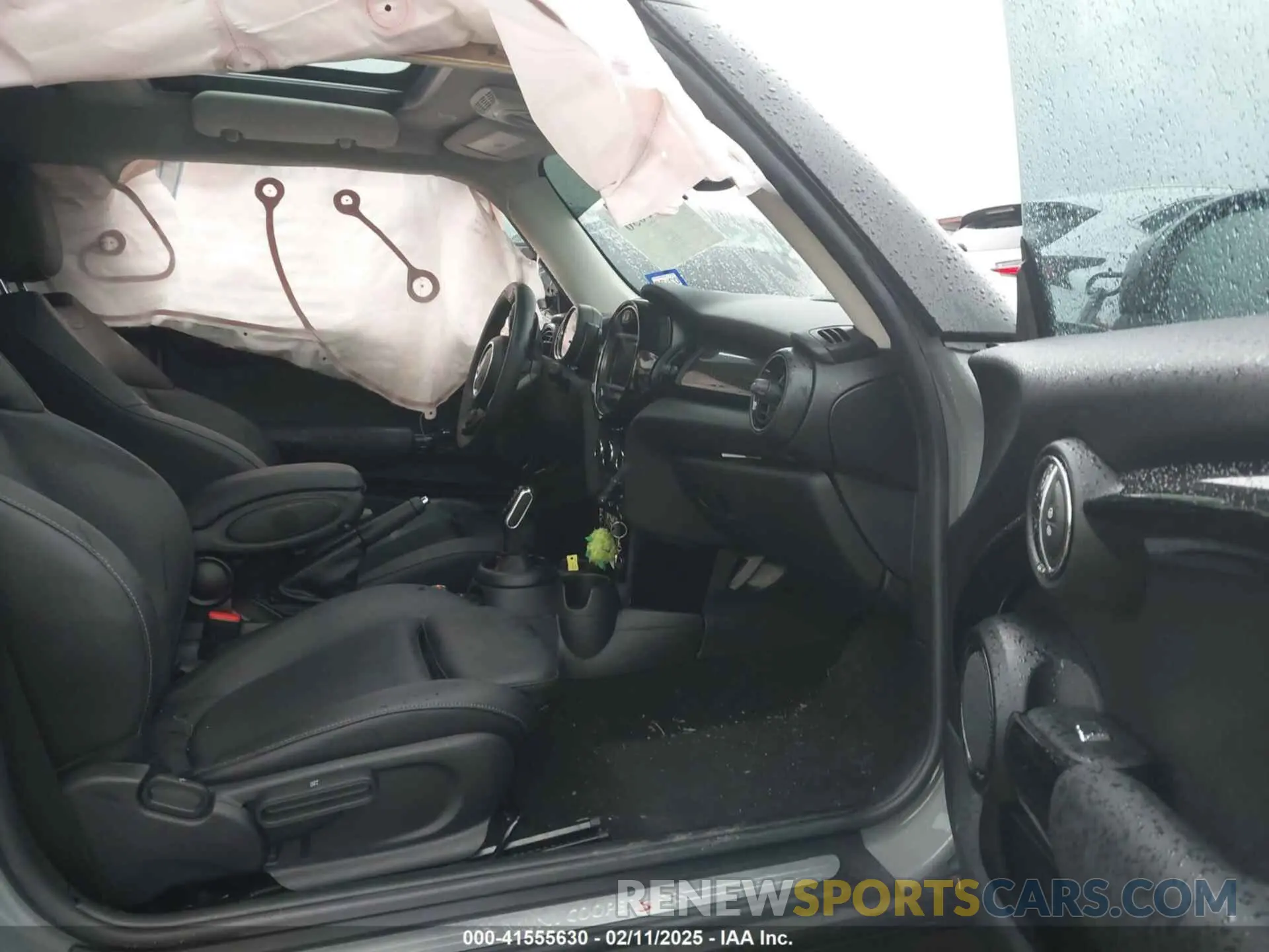 5 fotografías del automóvil dañado WMWXR5C06M2P01758 MINI HARDTOP 2021