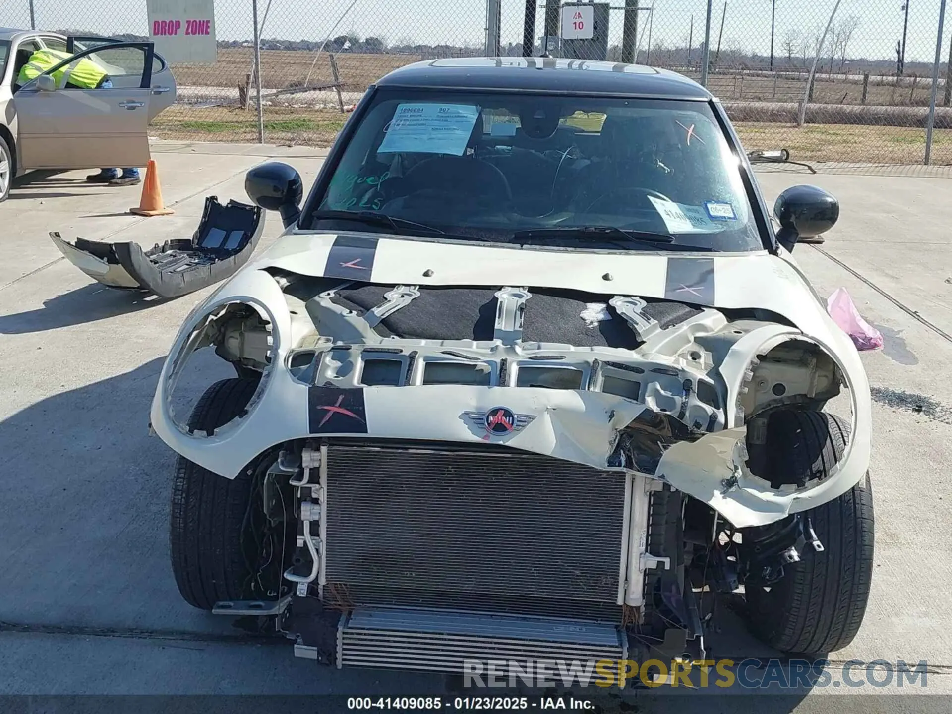 12 fotografías del automóvil dañado WMW33DH04N2P85664 MINI HARDTOP 2022