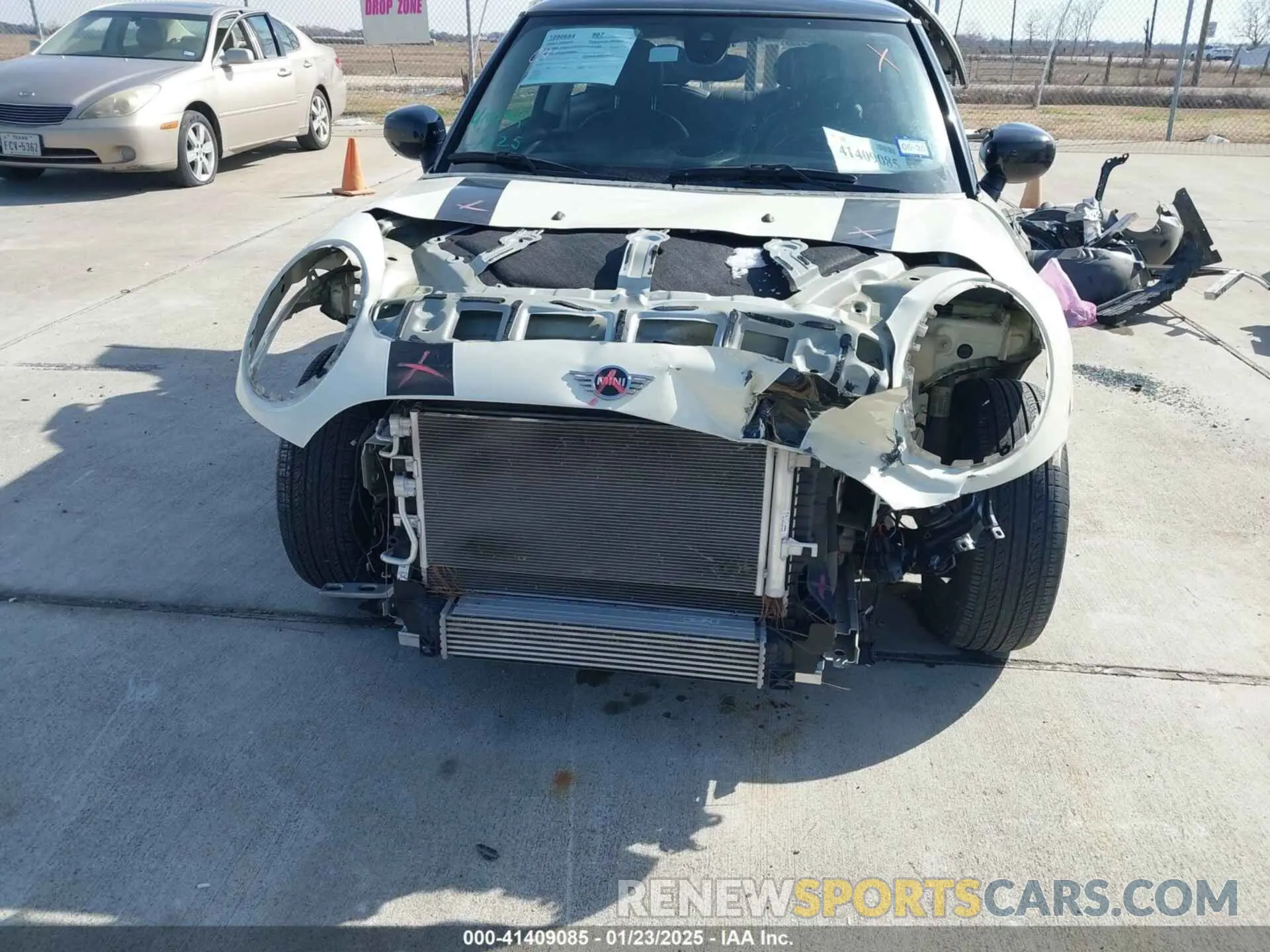 6 fotografías del automóvil dañado WMW33DH04N2P85664 MINI HARDTOP 2022