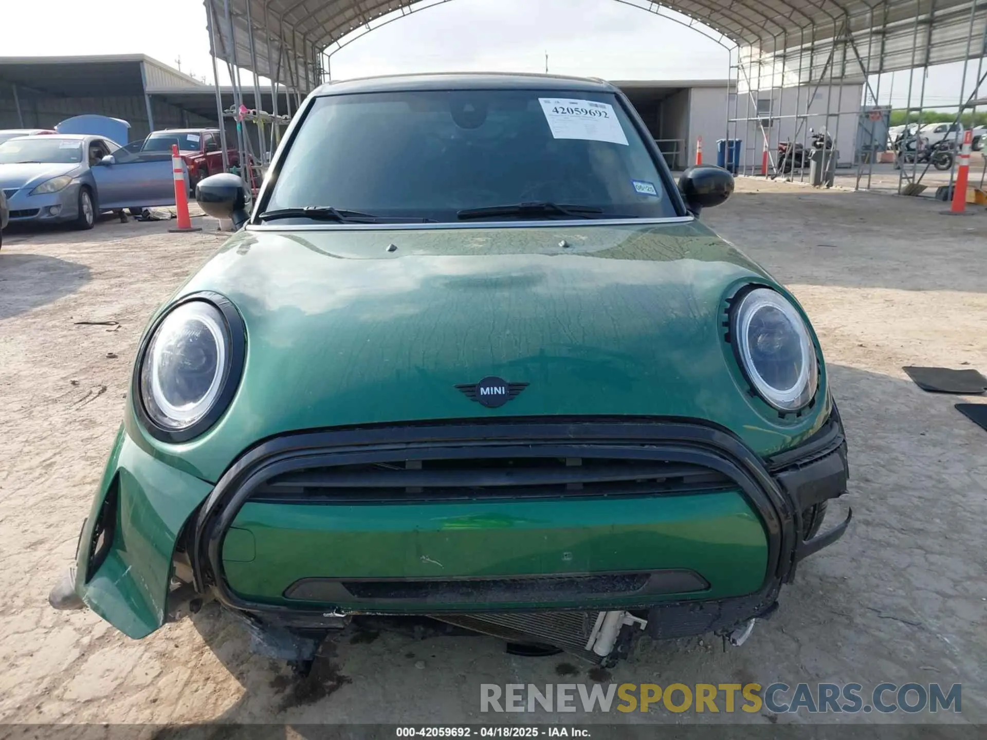 13 fotografías del automóvil dañado WMW33DK04N2P84250 MINI HARDTOP 2022