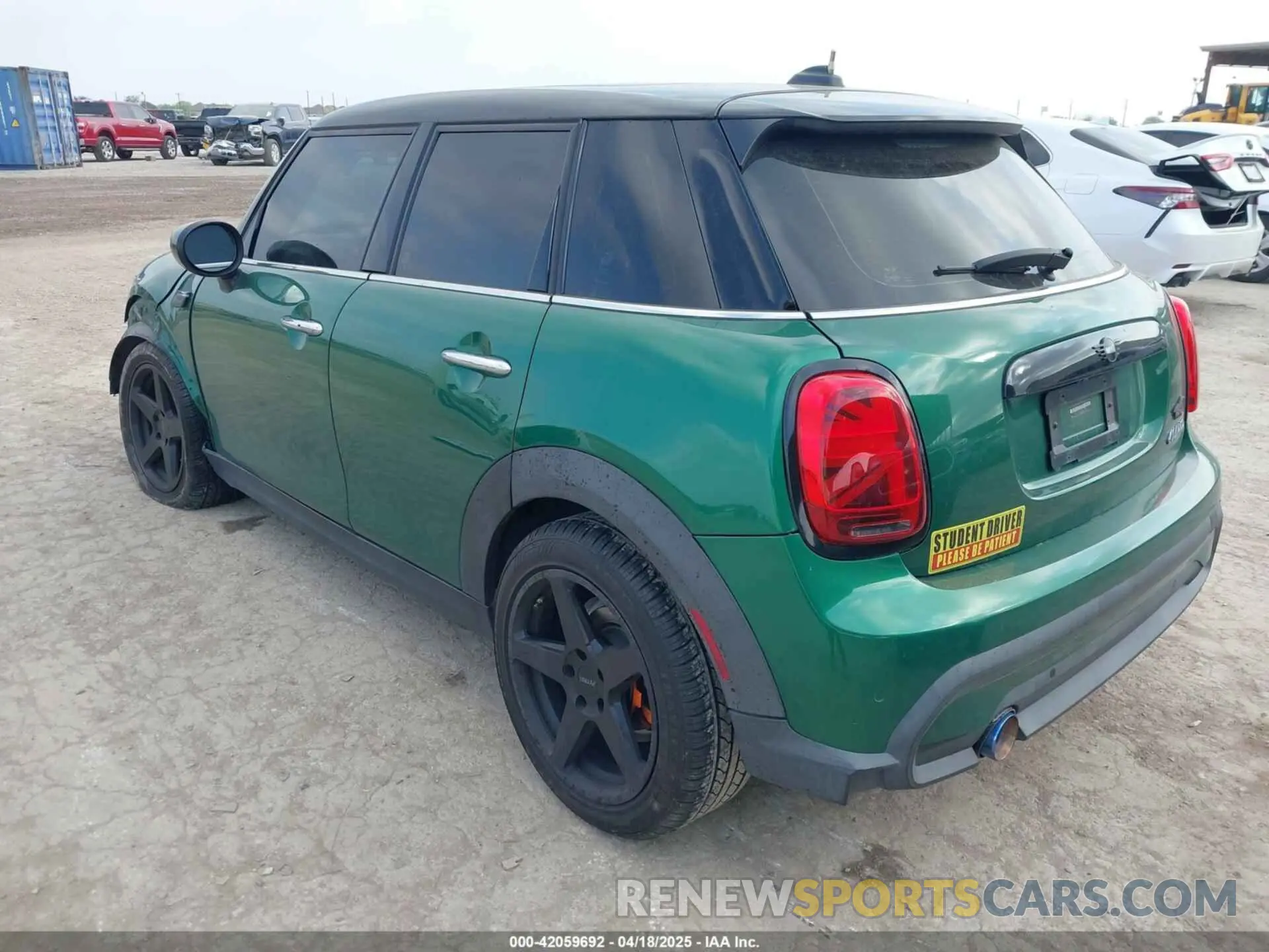 3 fotografías del automóvil dañado WMW33DK04N2P84250 MINI HARDTOP 2022