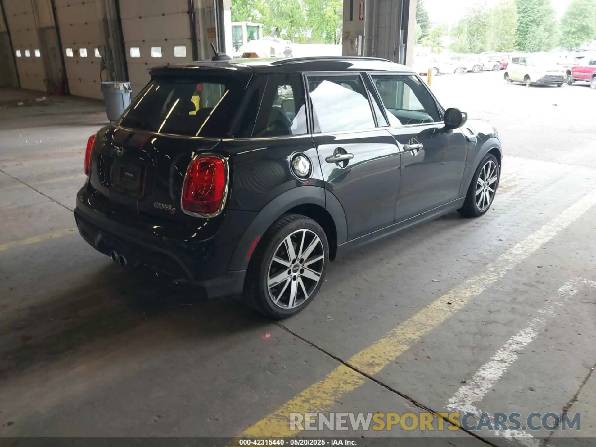 4 fotografías del automóvil dañado WMW53DK01N2R87864 MINI HARDTOP 2022