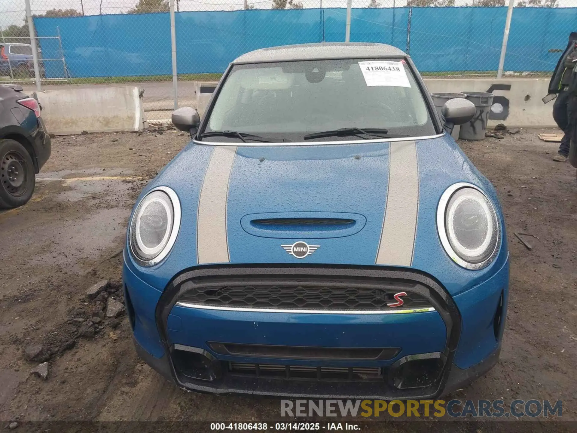 12 fotografías del automóvil dañado WMW53DH00P2S86792 MINI HARDTOP 2023